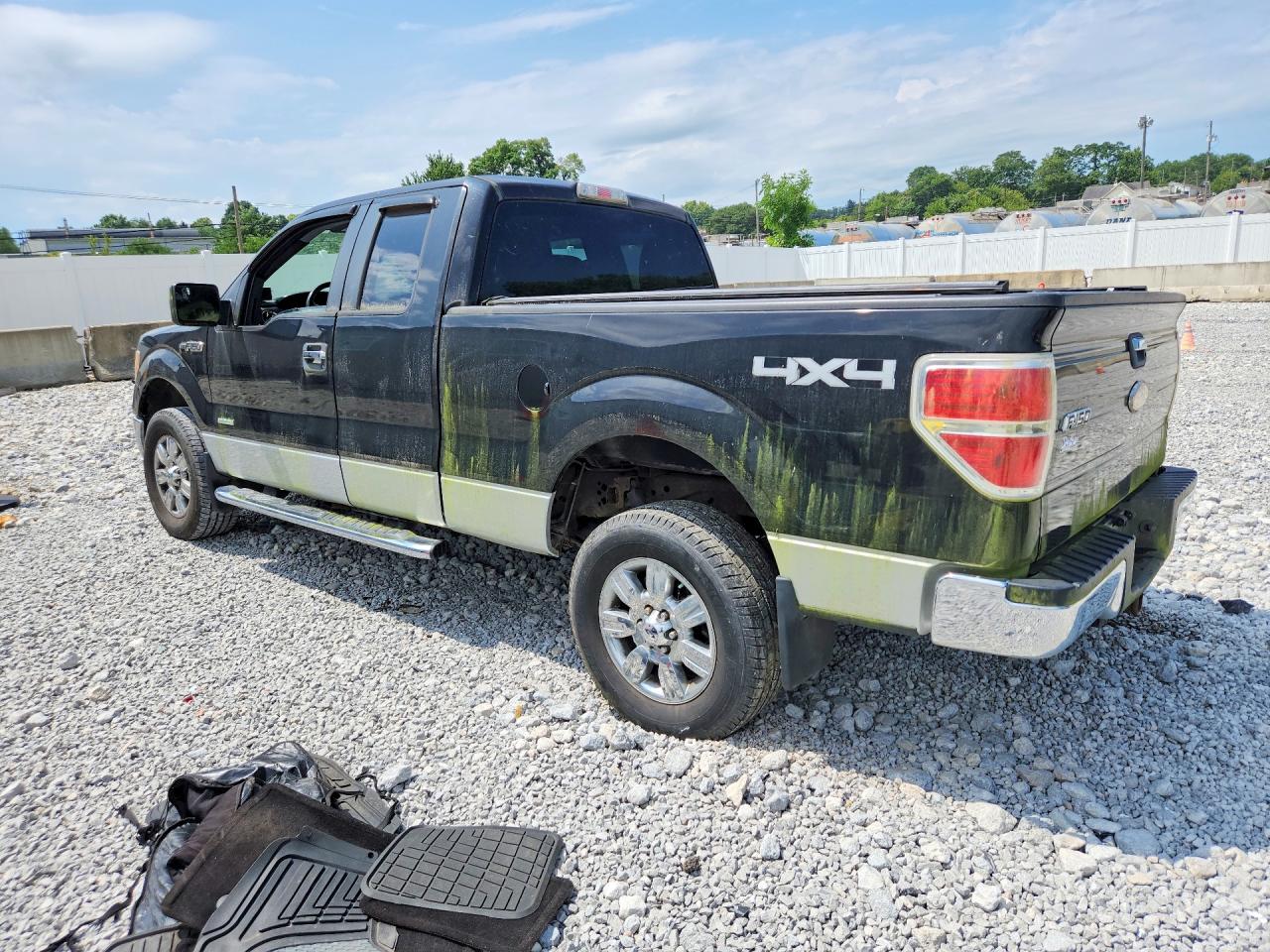 2012 Ford F150 Super Cab Gray vin: 1FTFX1ET3CFA54747