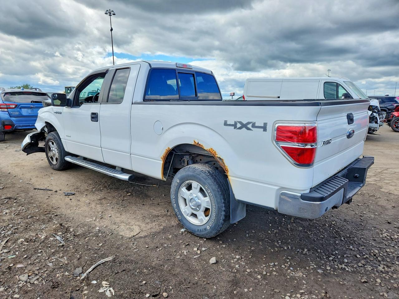2012 Ford F150 Super Cab White vin: 1FTFX1ET3CFC90945