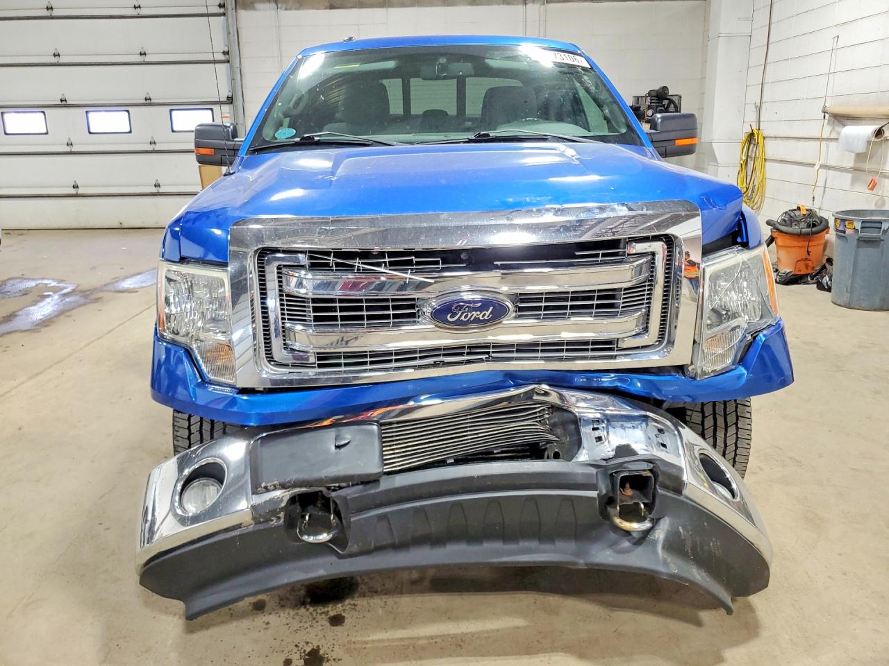 2013 Ford F150 Super Cab Blue vin: 1FTFX1ET3DFA18381