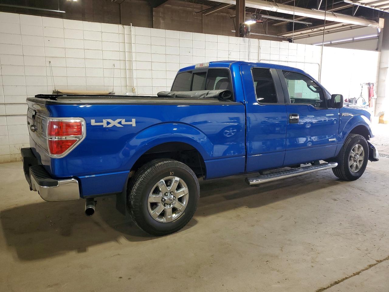 2013 Ford F150 Super Cab Blue vin: 1FTFX1ET3DFA18381