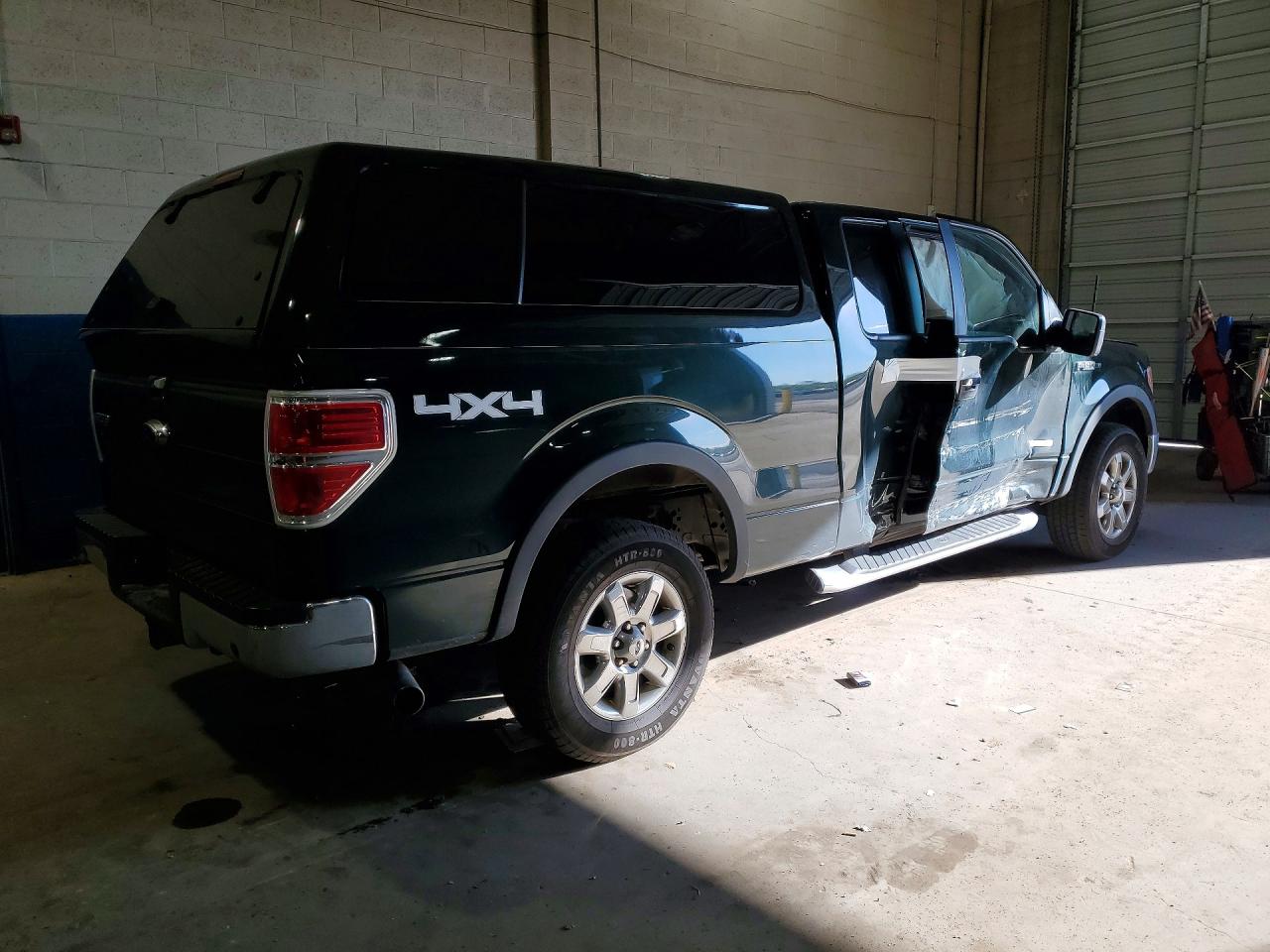 2013 Ford F150 Super Cab Green vin: 1FTFX1ET3DFC20007