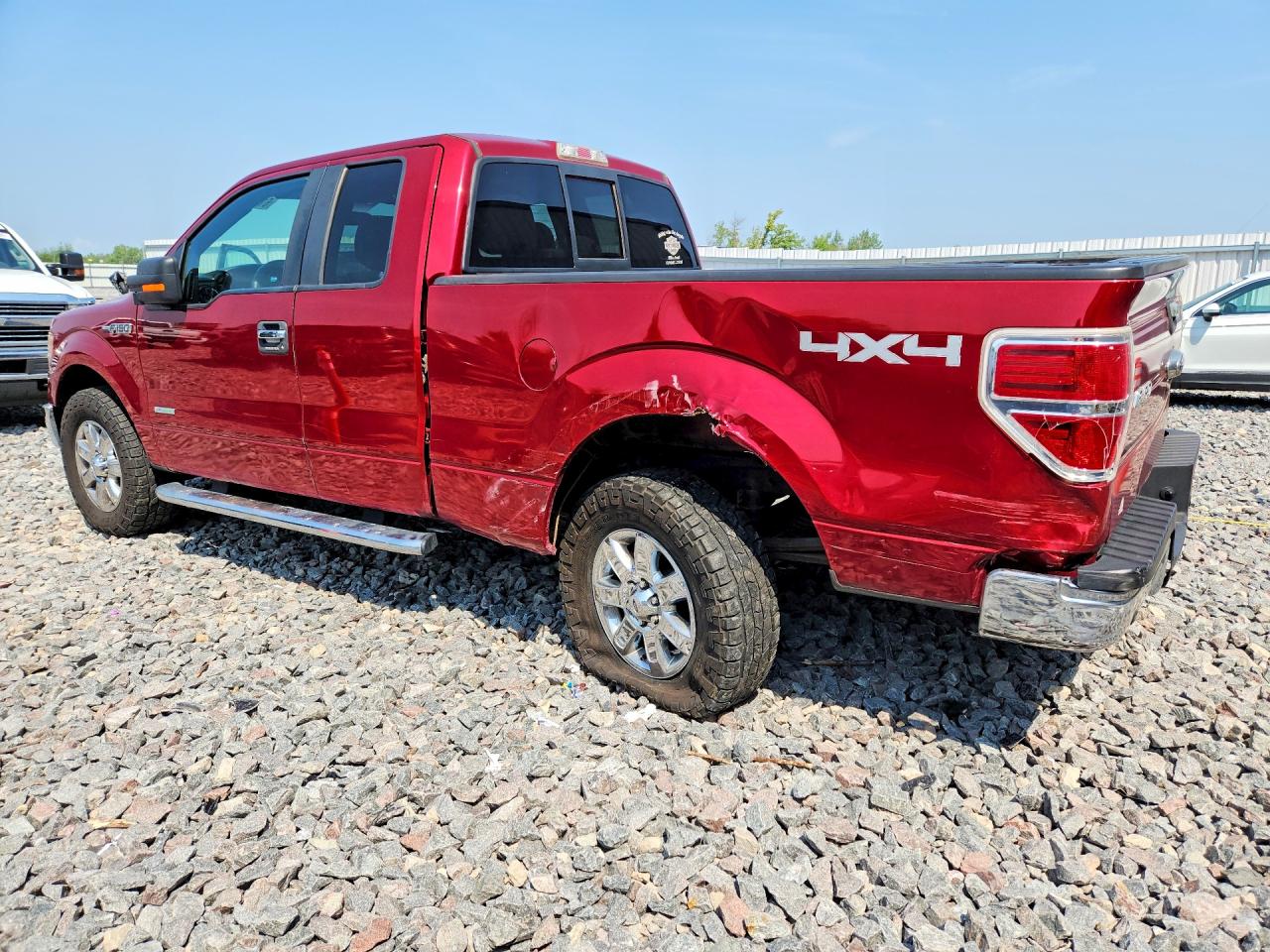 2014 Ford F150 Super Cab Red vin: 1FTFX1ET3EFD05799