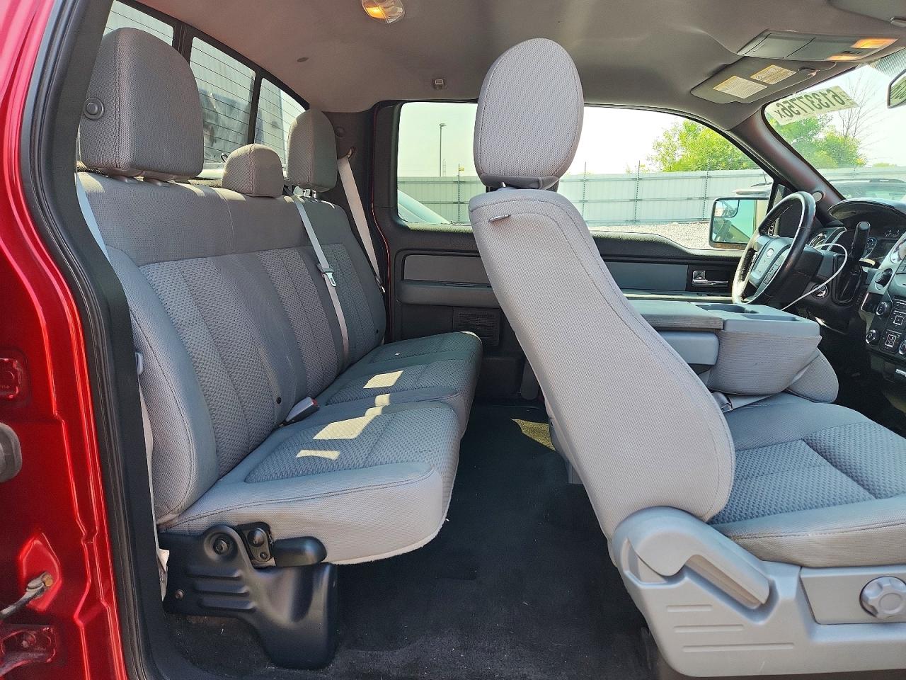 2014 Ford F150 Super Cab Red vin: 1FTFX1ET3EFD05799