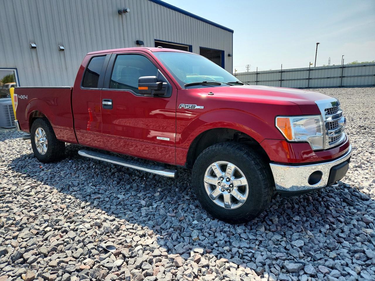 2014 Ford F150 Super Cab Red vin: 1FTFX1ET3EFD05799