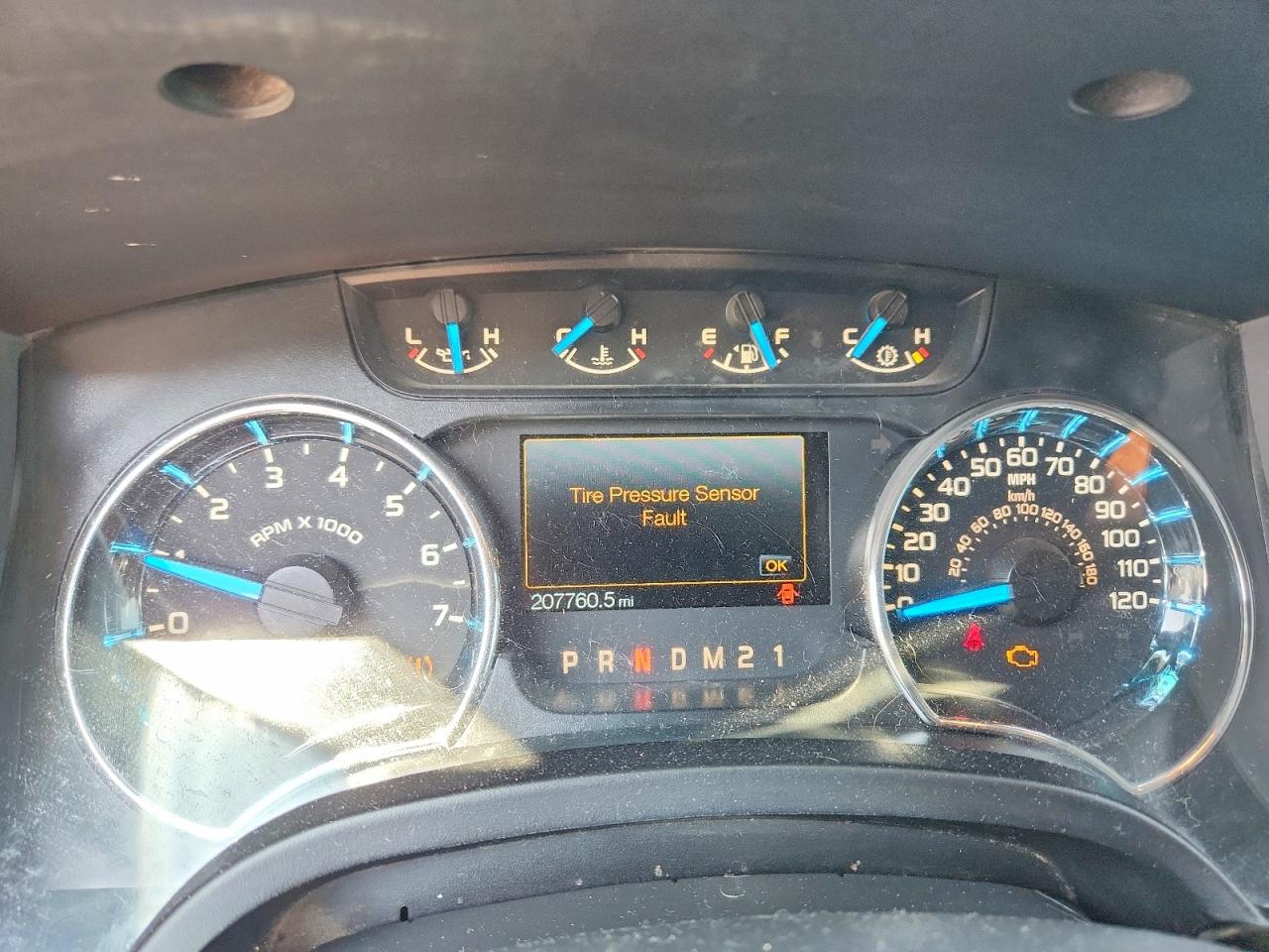 2014 Ford F150 Super Cab Red vin: 1FTFX1ET3EFD05799