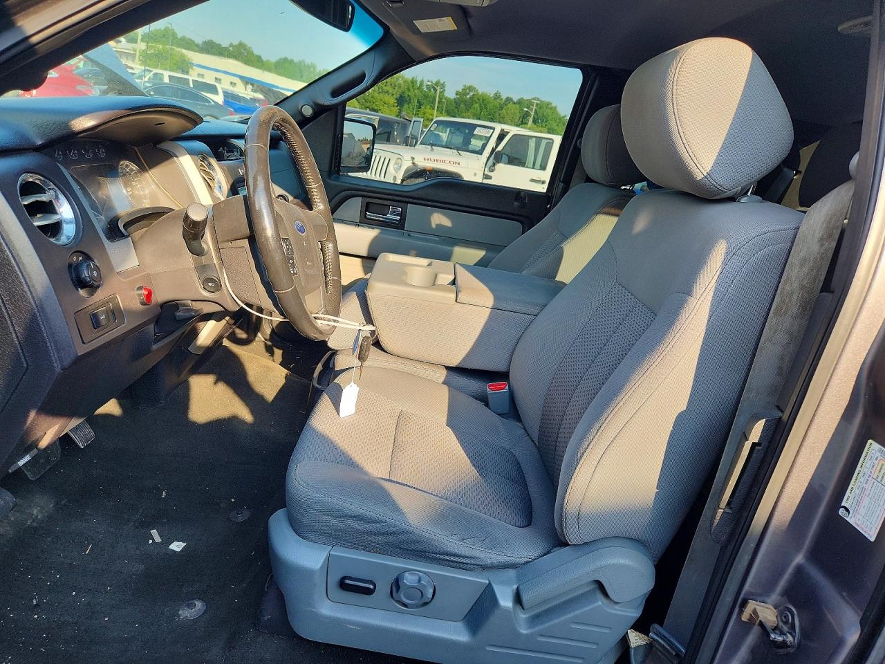 2012 Ford F150 Super Cab Gray vin: 1FTFX1ET4CFB34039