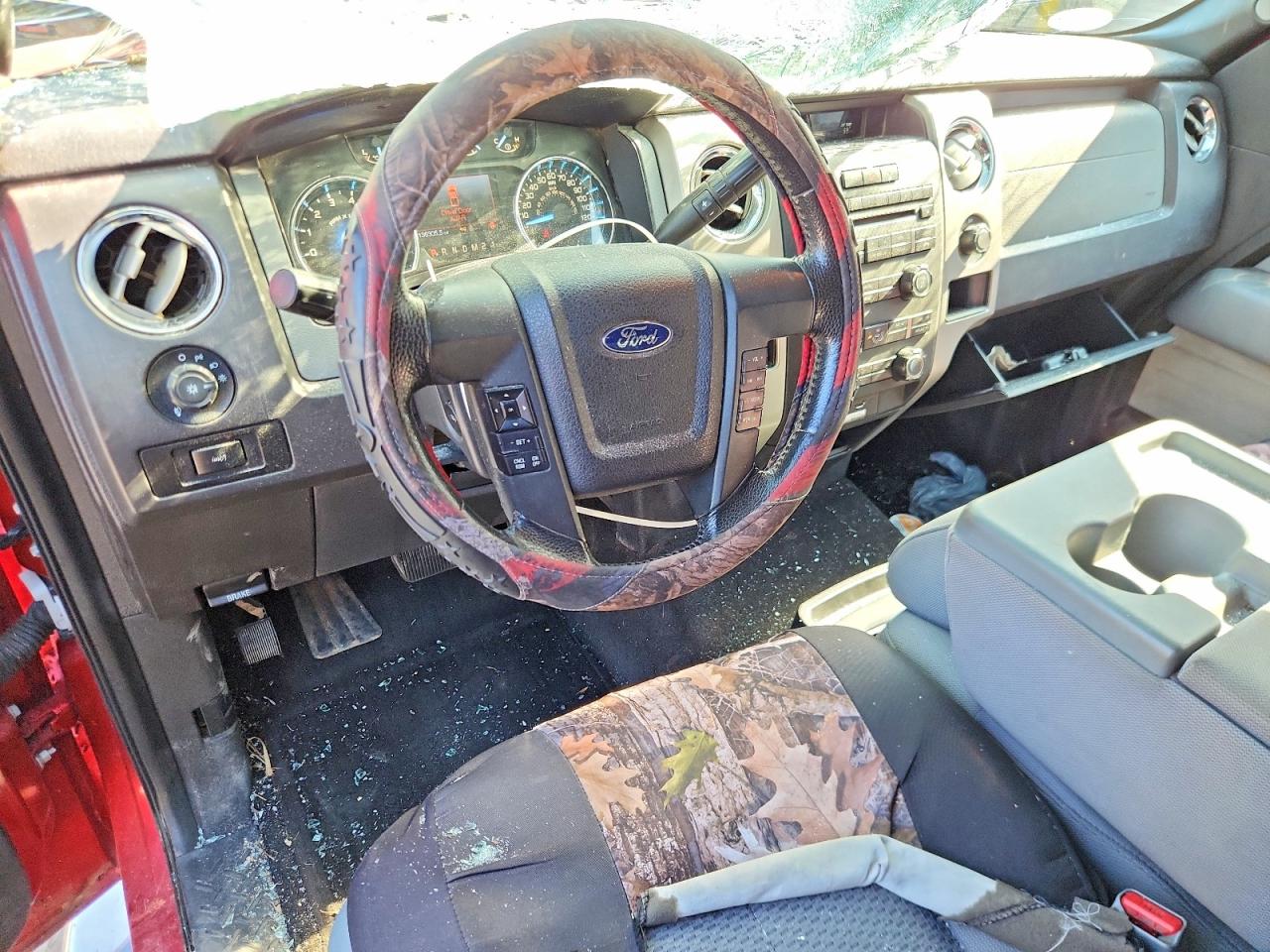 2012 Ford F150 Super Cab Red vin: 1FTFX1ET4CFB91020