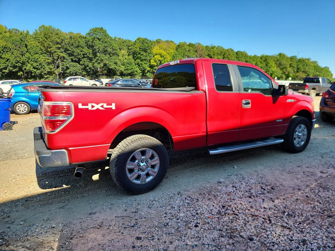 2012 Ford F150 Super Cab Red vin: 1FTFX1ET4CFB91020