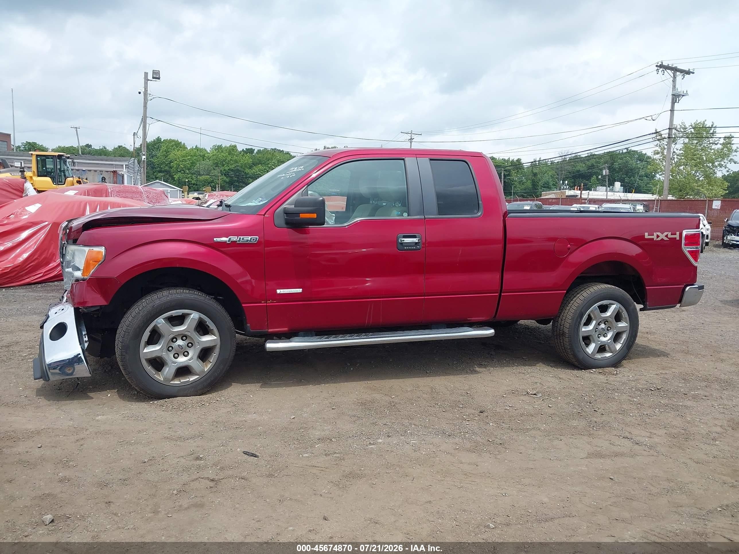 2013 Ford F-150 Xlt Red vin: 1FTFX1ET4DFC16208