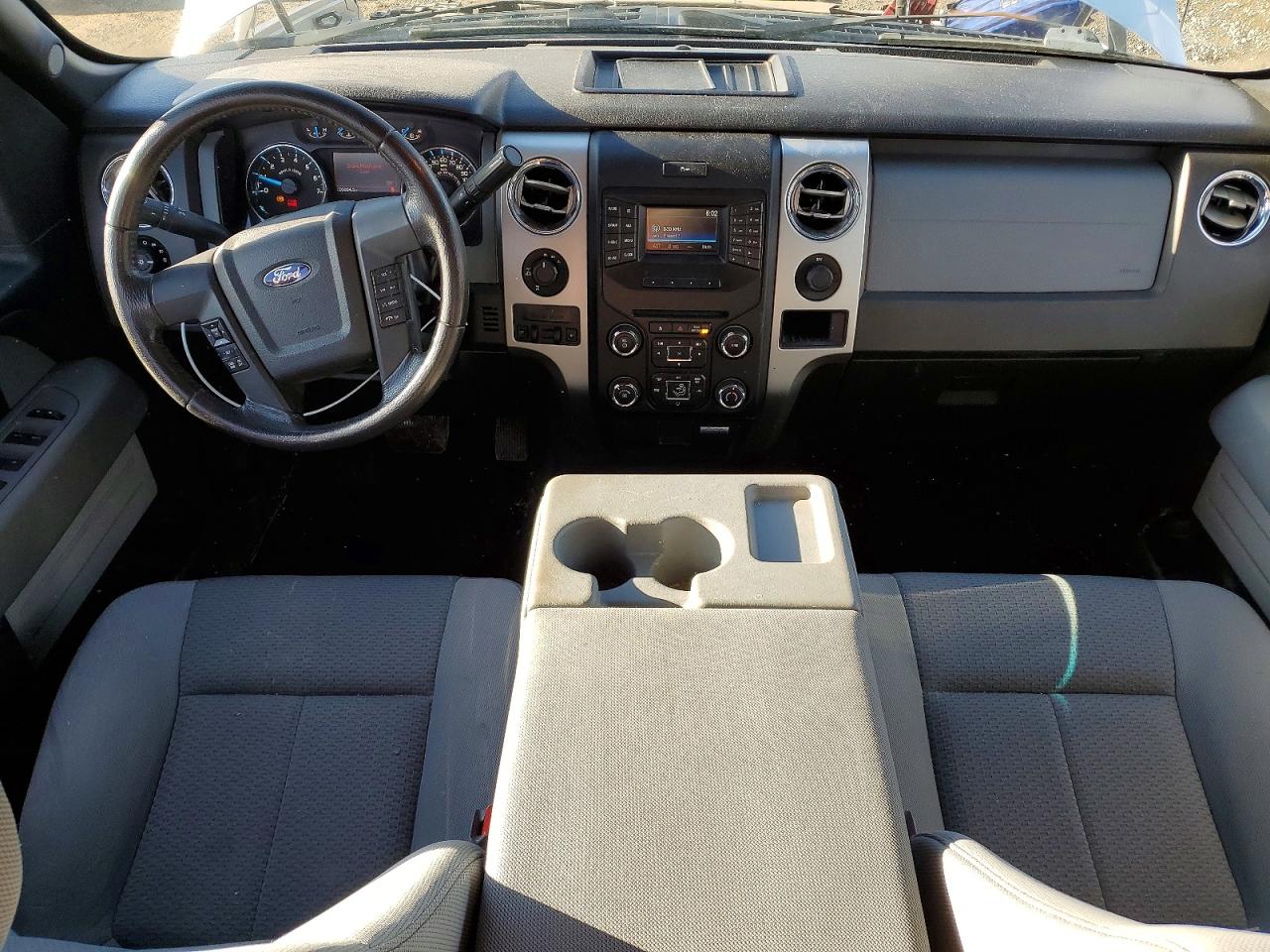 2014 Ford F150 Super Cab Silver vin: 1FTFX1ET4EFC51655