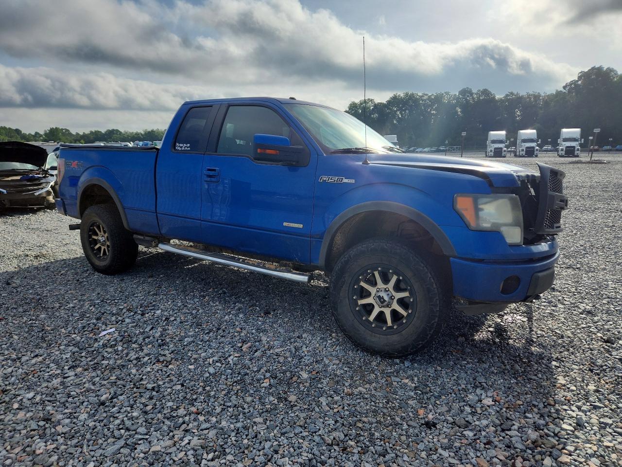 2011 Ford F150 Super Cab Blue vin: 1FTFX1ET5BKD88932