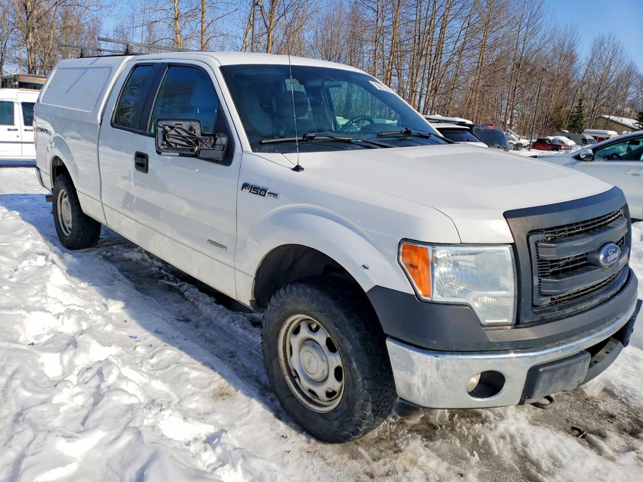 2013 Ford F150 Super Cab White vin: 1FTFX1ET5DFB83736