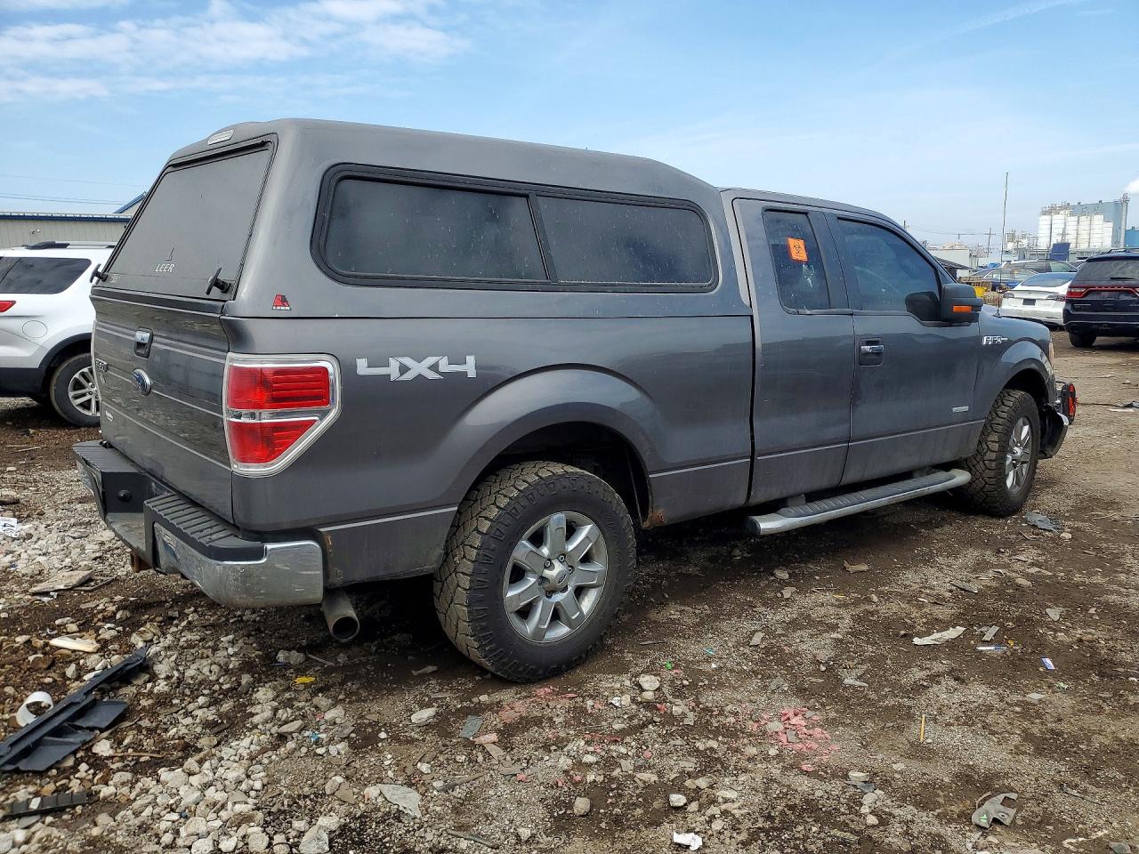 2013 Ford F150 Super Cab Gray vin: 1FTFX1ET5DFD73181