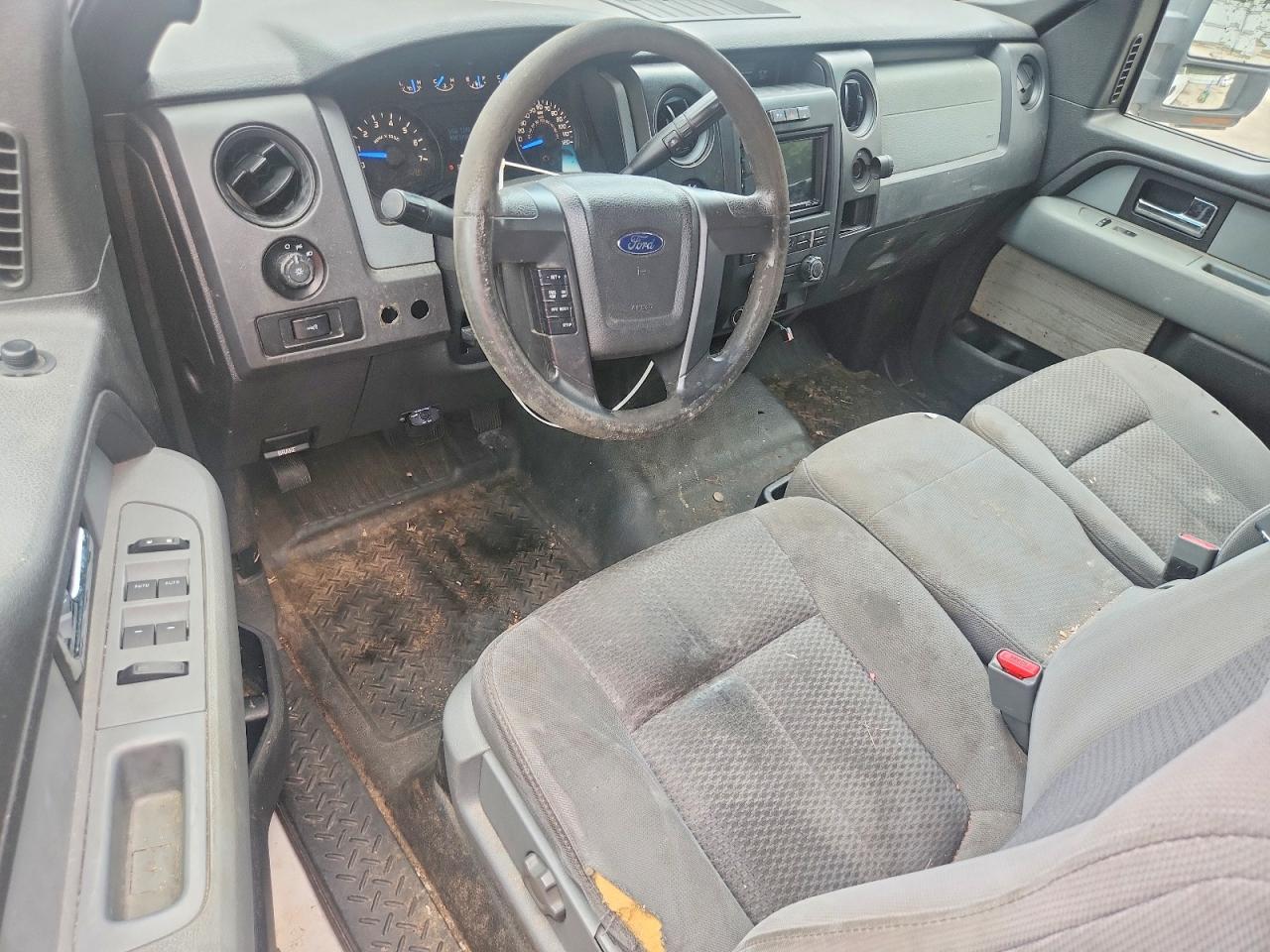 2013 Ford F150 Super Cab White vin: 1FTFX1ET5DKD49325