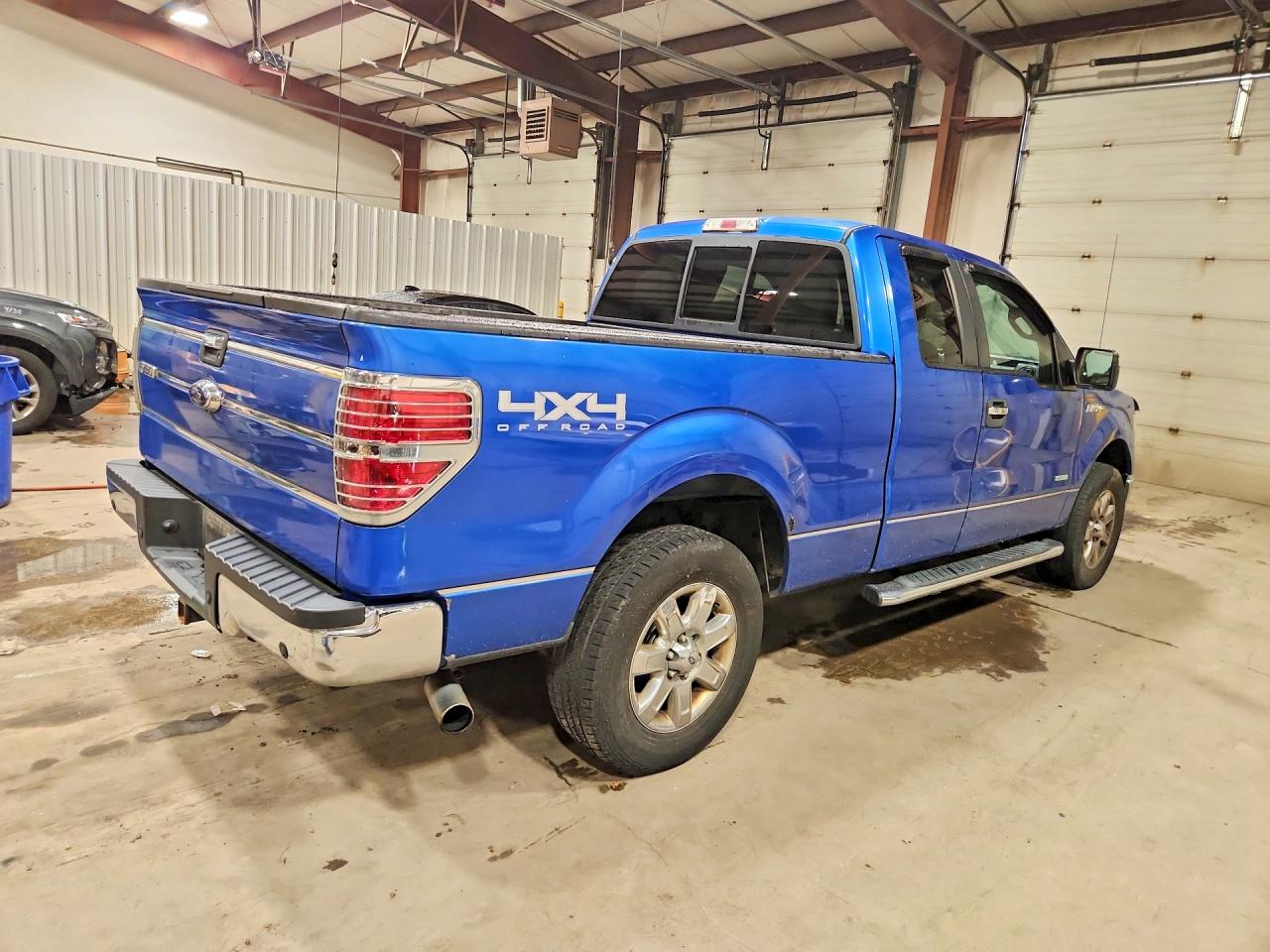 2013 Ford F150 Super Cab Blue vin: 1FTFX1ET5DKG16012