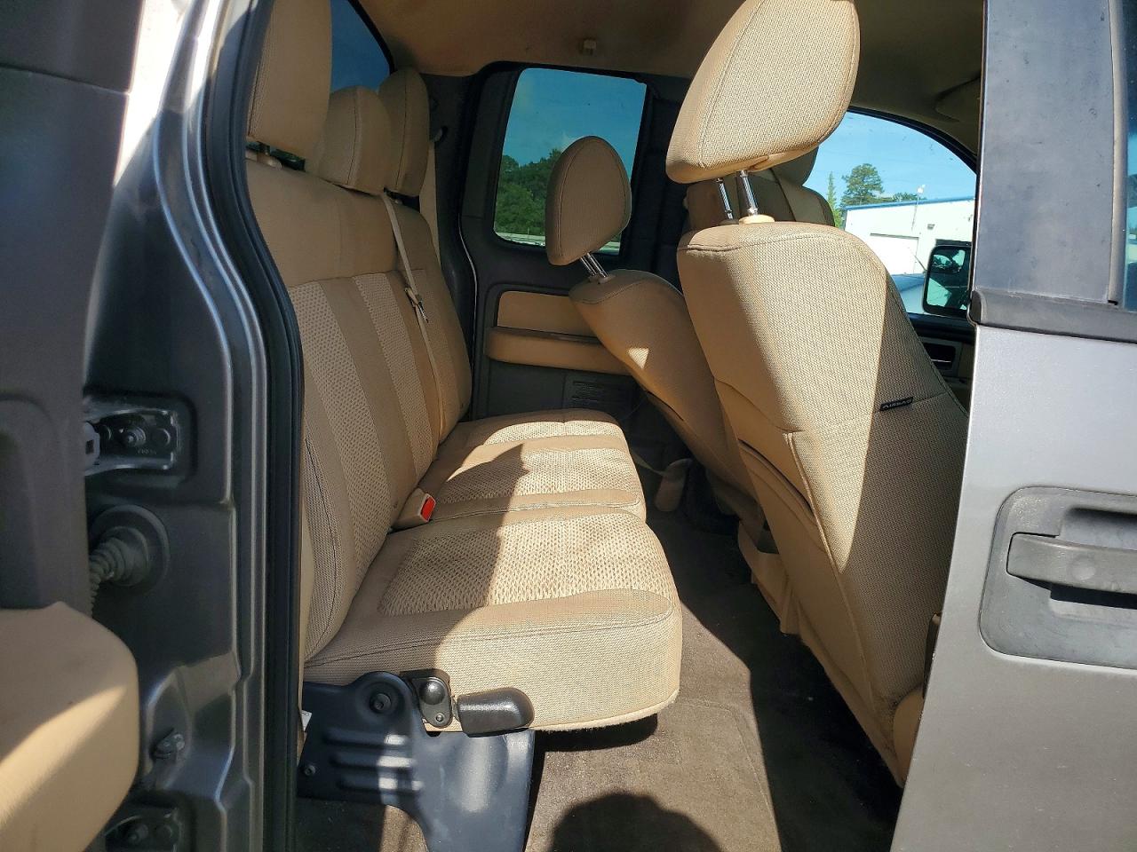 2011 Ford F150 Super Cab Gray vin: 1FTFX1ET6BFA82850