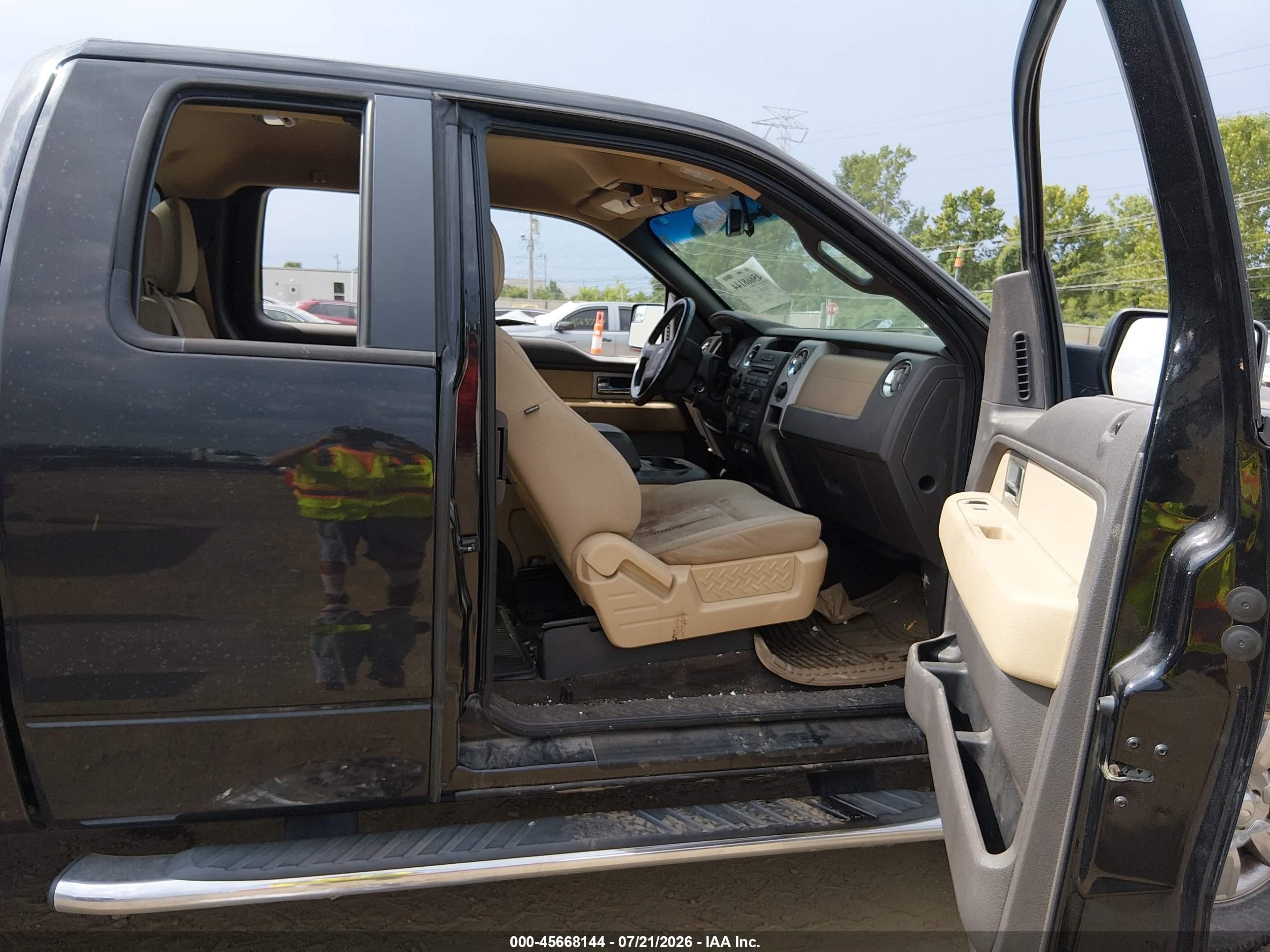 2011 Ford F-150 Xlt Black vin: 1FTFX1ET6BFB31142