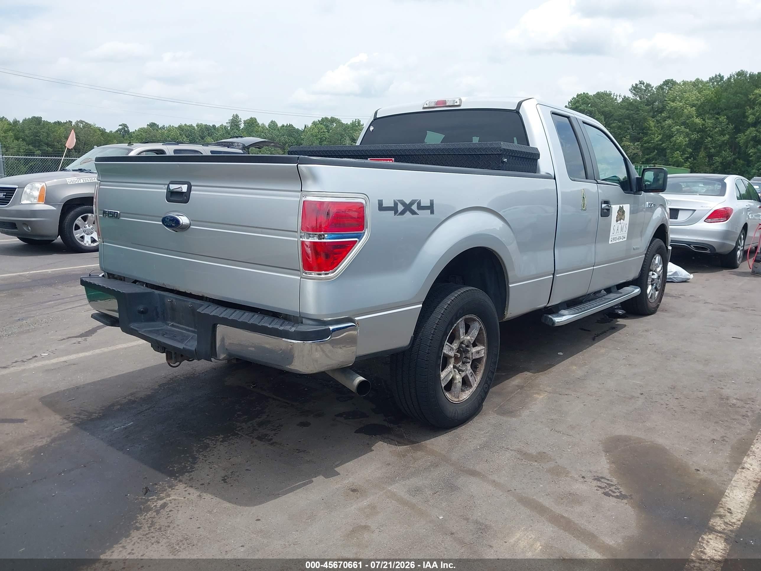 2011 Ford F-150 Xlt Серебряный vin: 1FTFX1ET6BFC26087