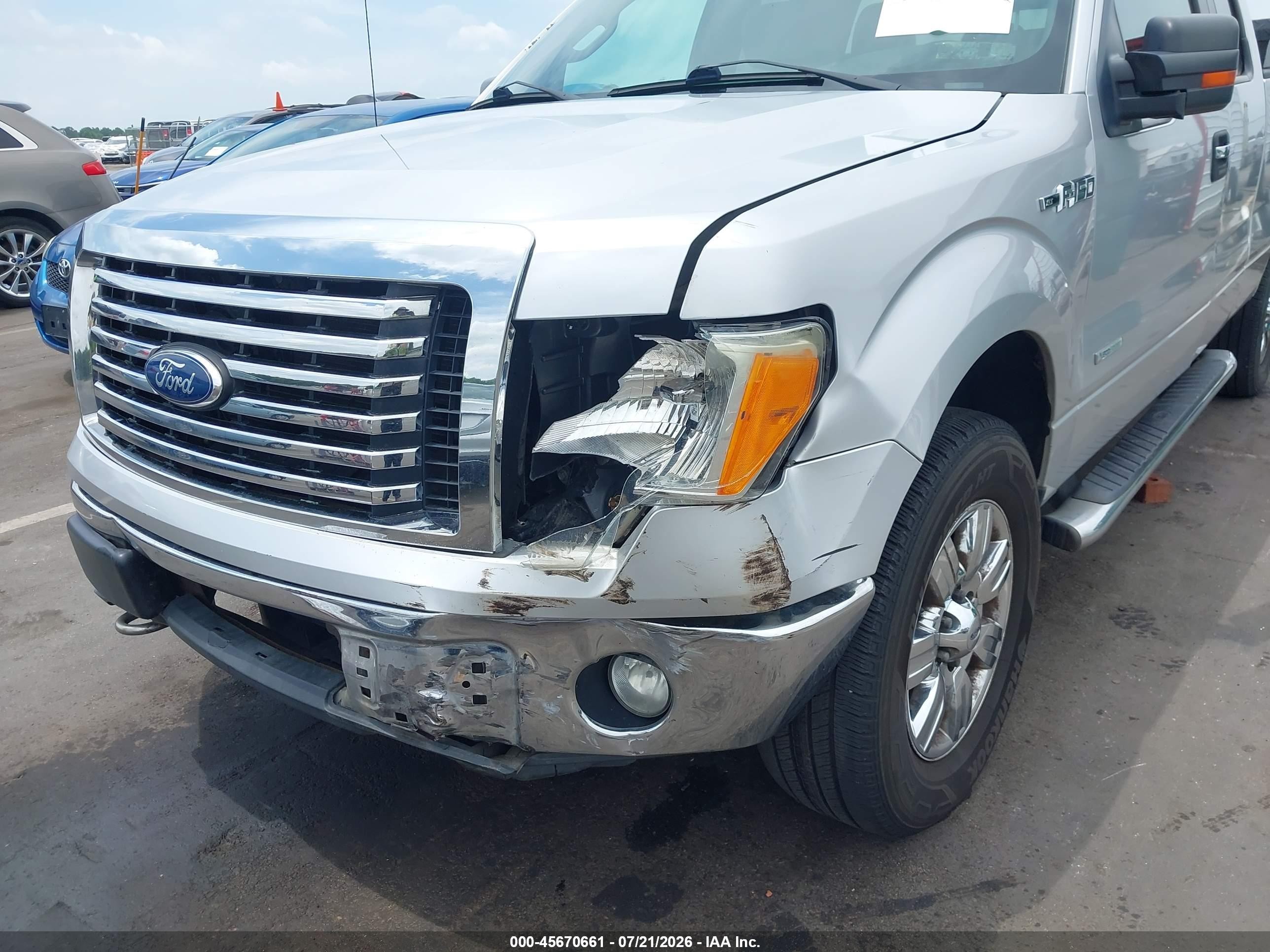 2011 Ford F-150 Xlt Серебряный vin: 1FTFX1ET6BFC26087