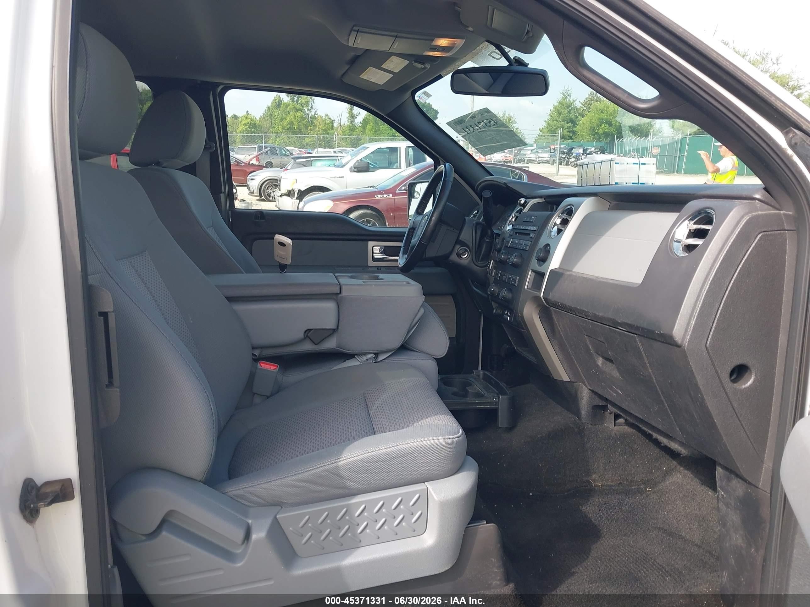 2011 Ford F-150 Xlt White vin: 1FTFX1ET6BFC26414