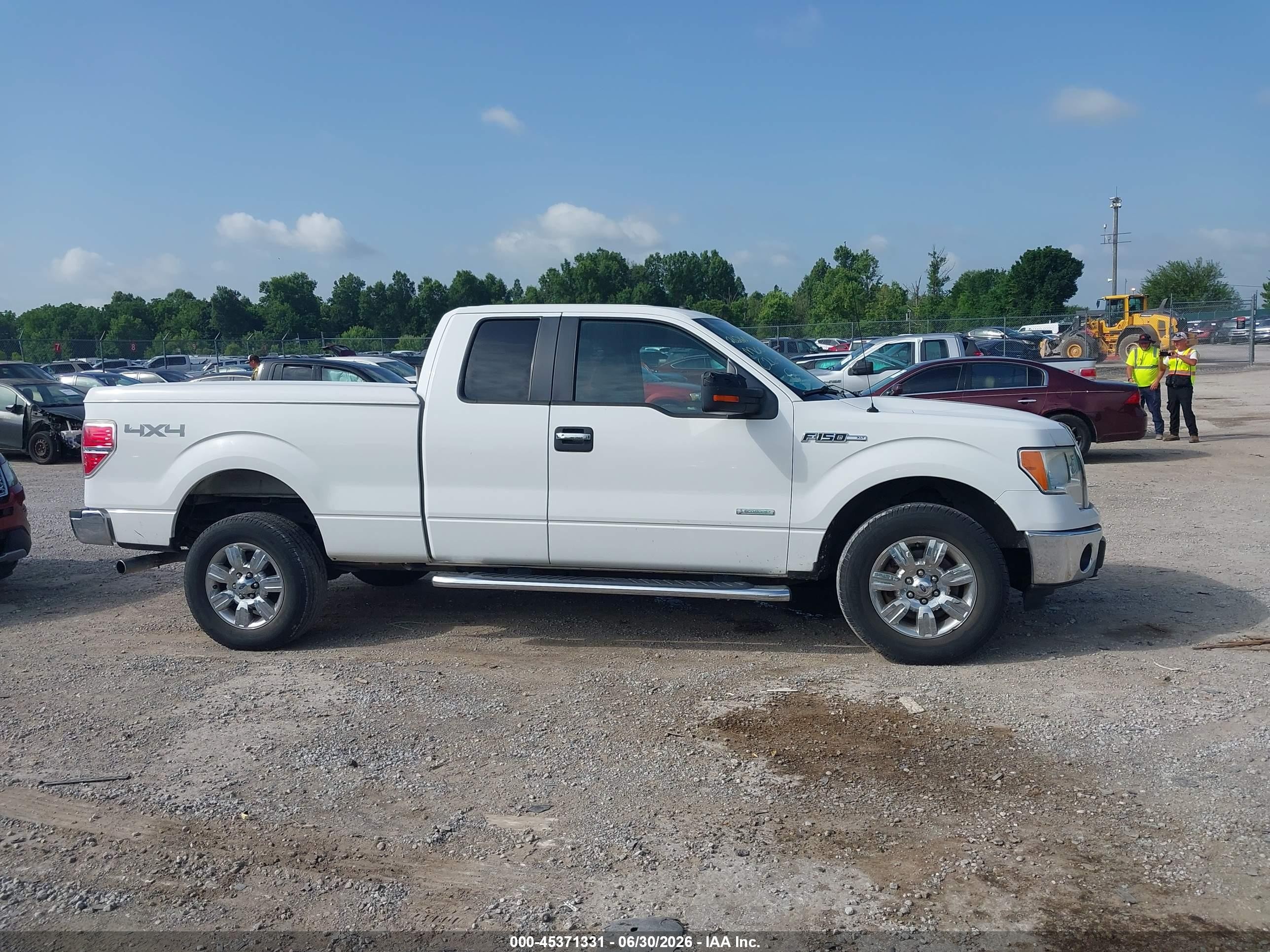 2011 Ford F-150 Xlt White vin: 1FTFX1ET6BFC26414