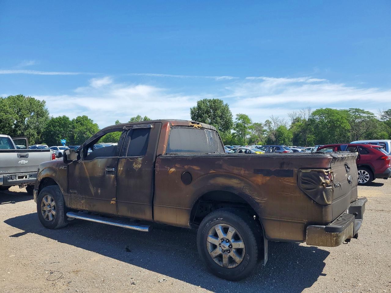 2013 Ford F150 Super Cab Burn vin: 1FTFX1ET6DFB89156