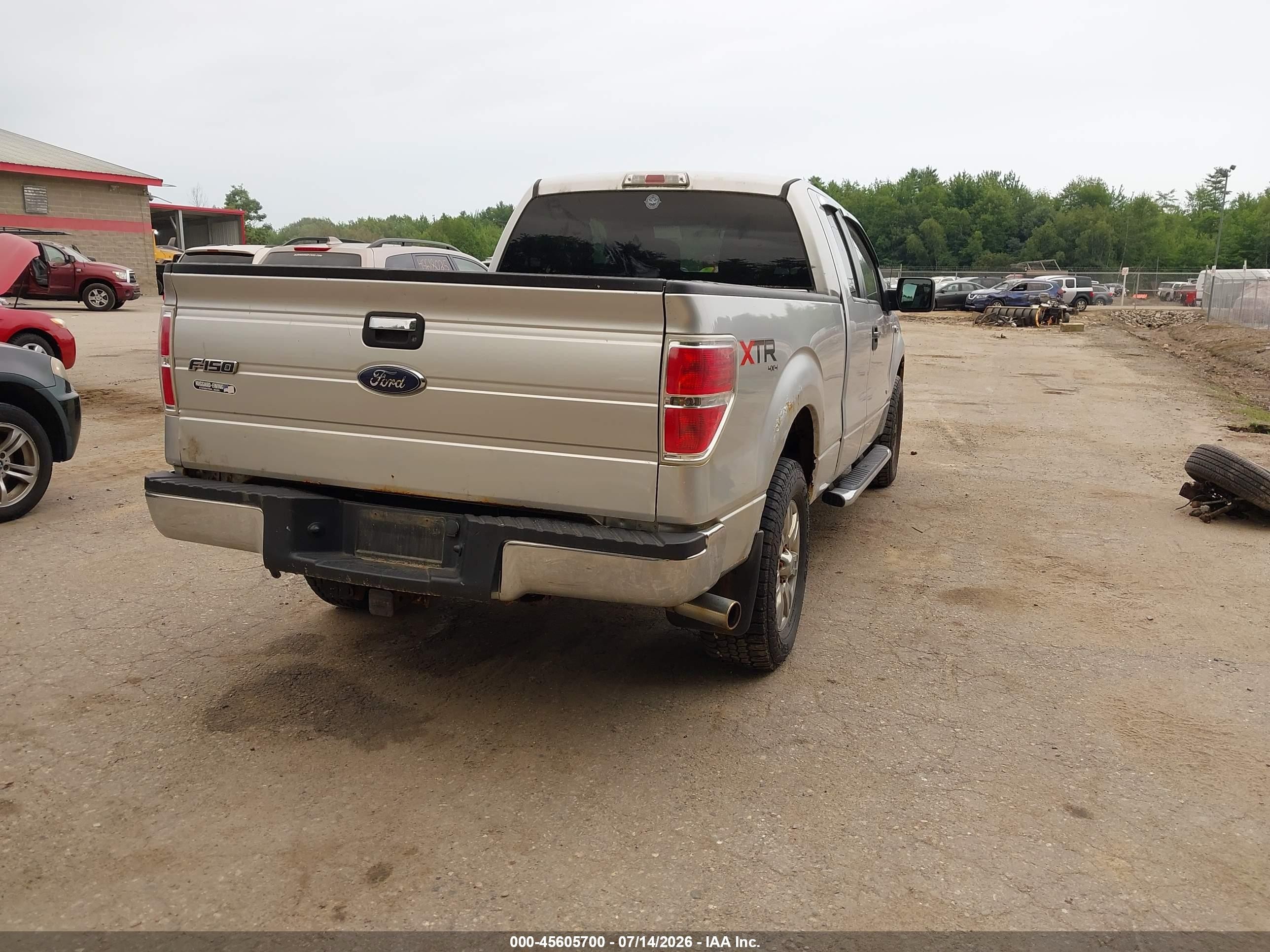2011 Ford F-150 Xlt Silver vin: 1FTFX1ET7BFC41228