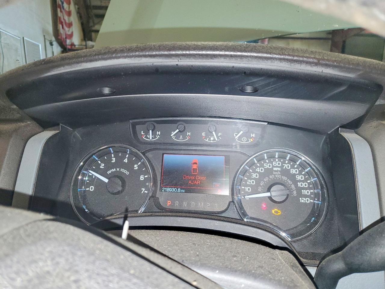 2012 Ford F150 Super Cab White vin: 1FTFX1ET7CFC32658