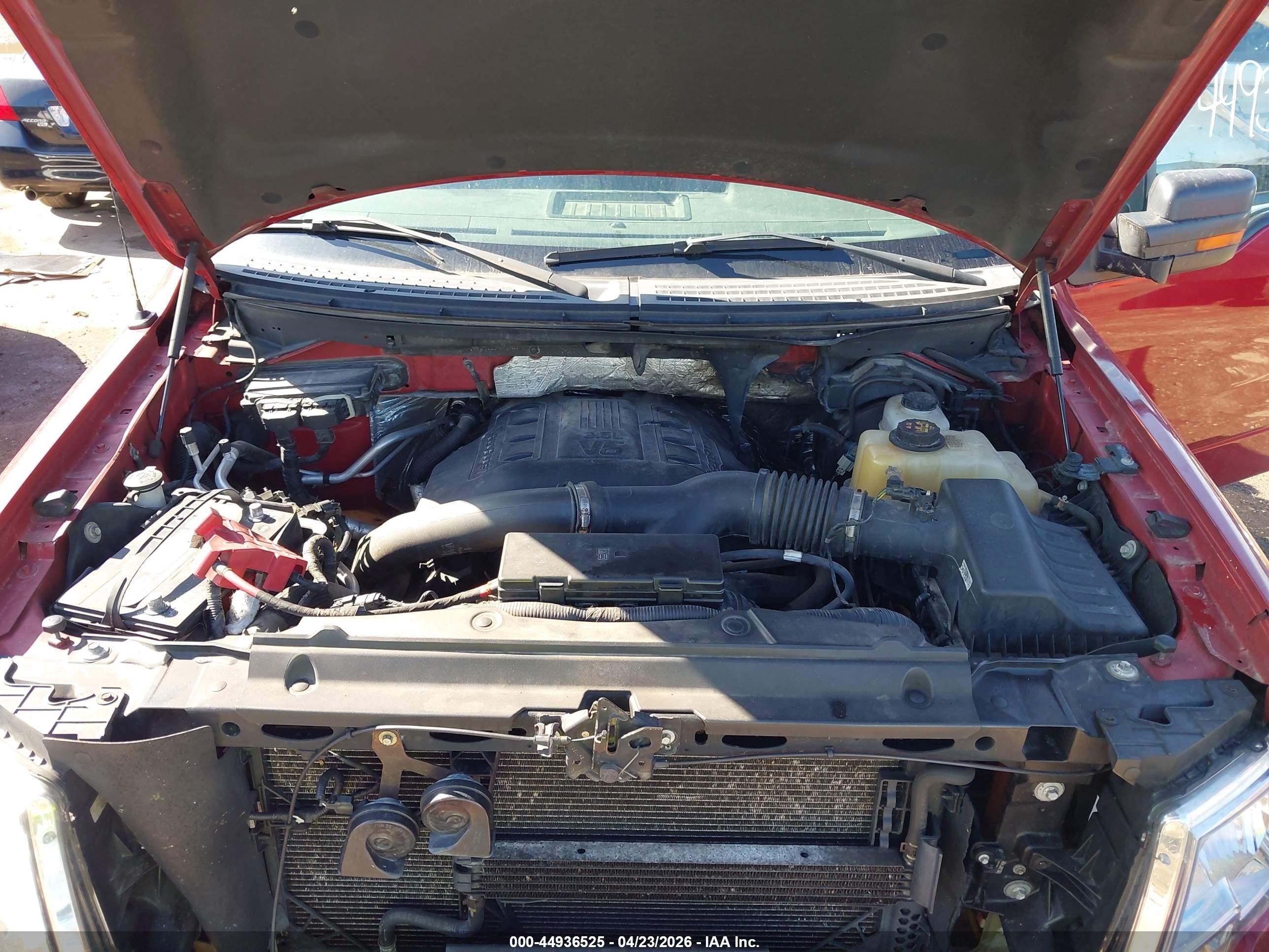 2013 Ford F-150 Xlt Red vin: 1FTFX1ET7DFA03687