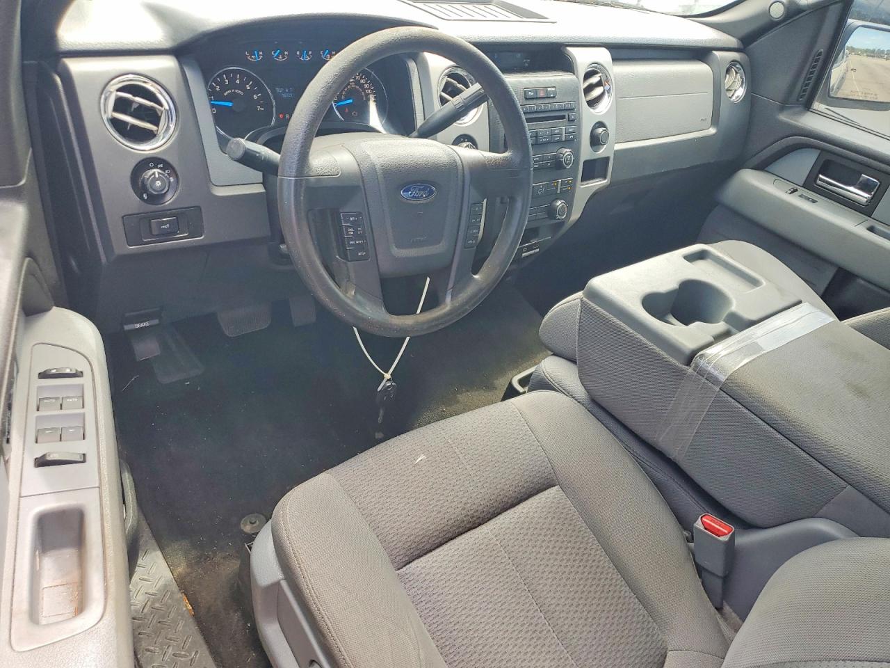 2013 Ford F150 Super Cab White vin: 1FTFX1ET7DFB31394