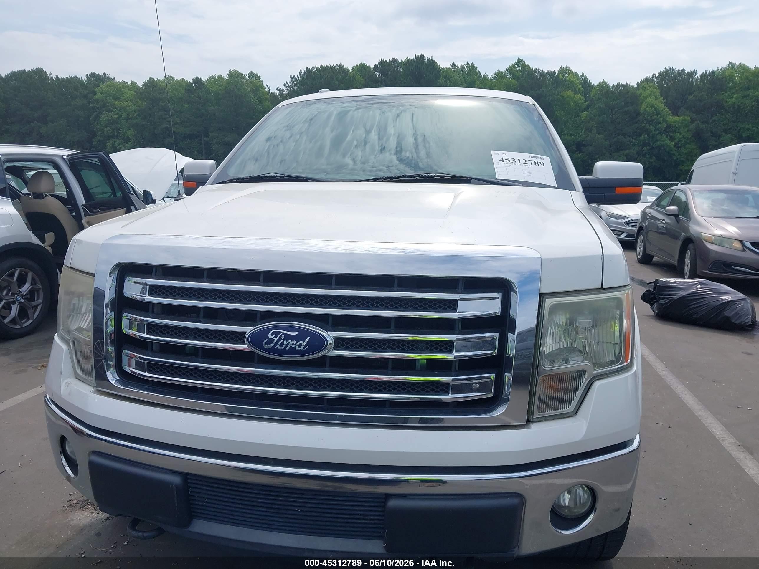 2013 Ford F-150 Lariat White vin: 1FTFX1ET7DFD15962