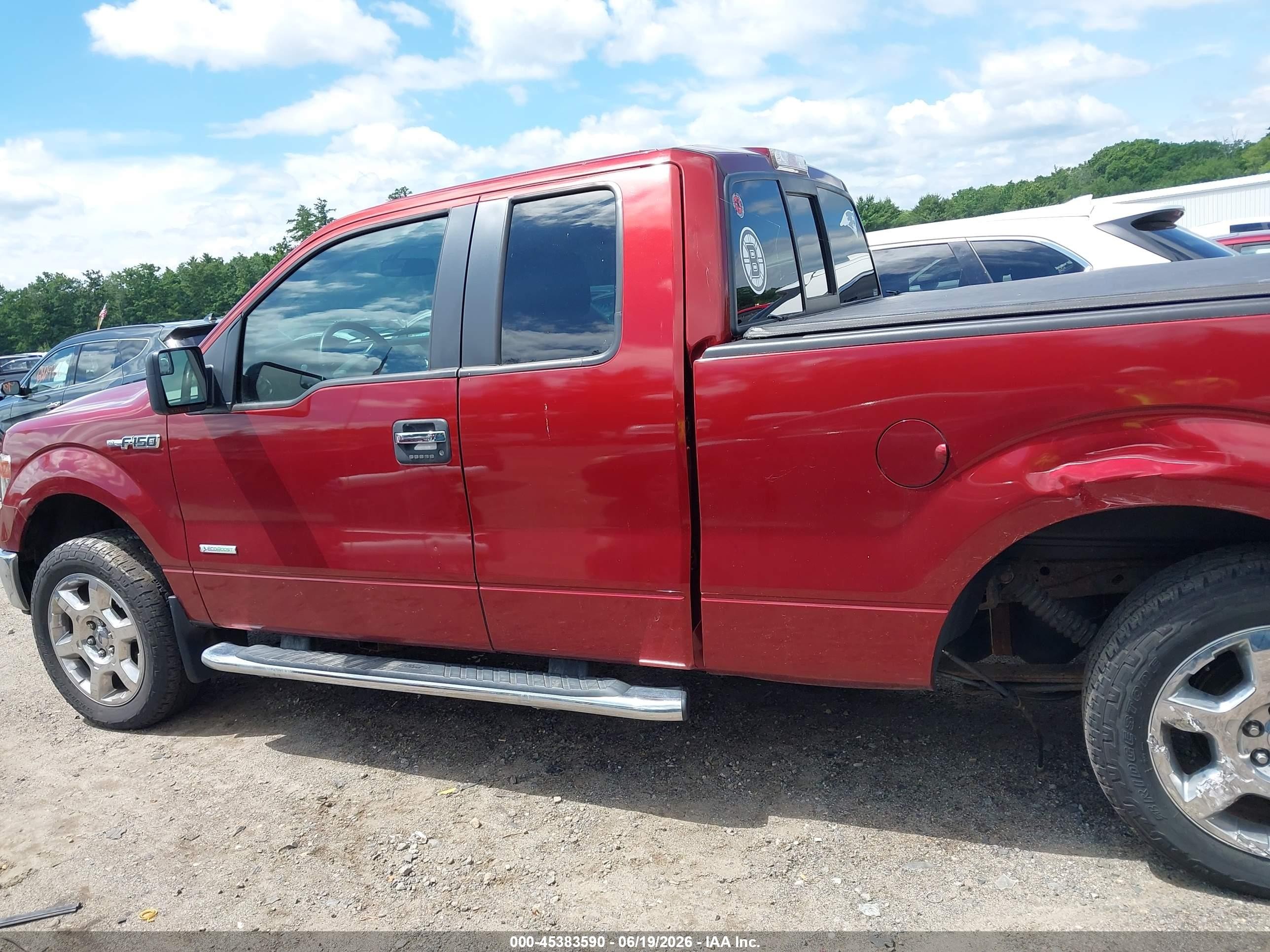 2014 Ford F-150 Xlt Red vin: 1FTFX1ET7EKF13675