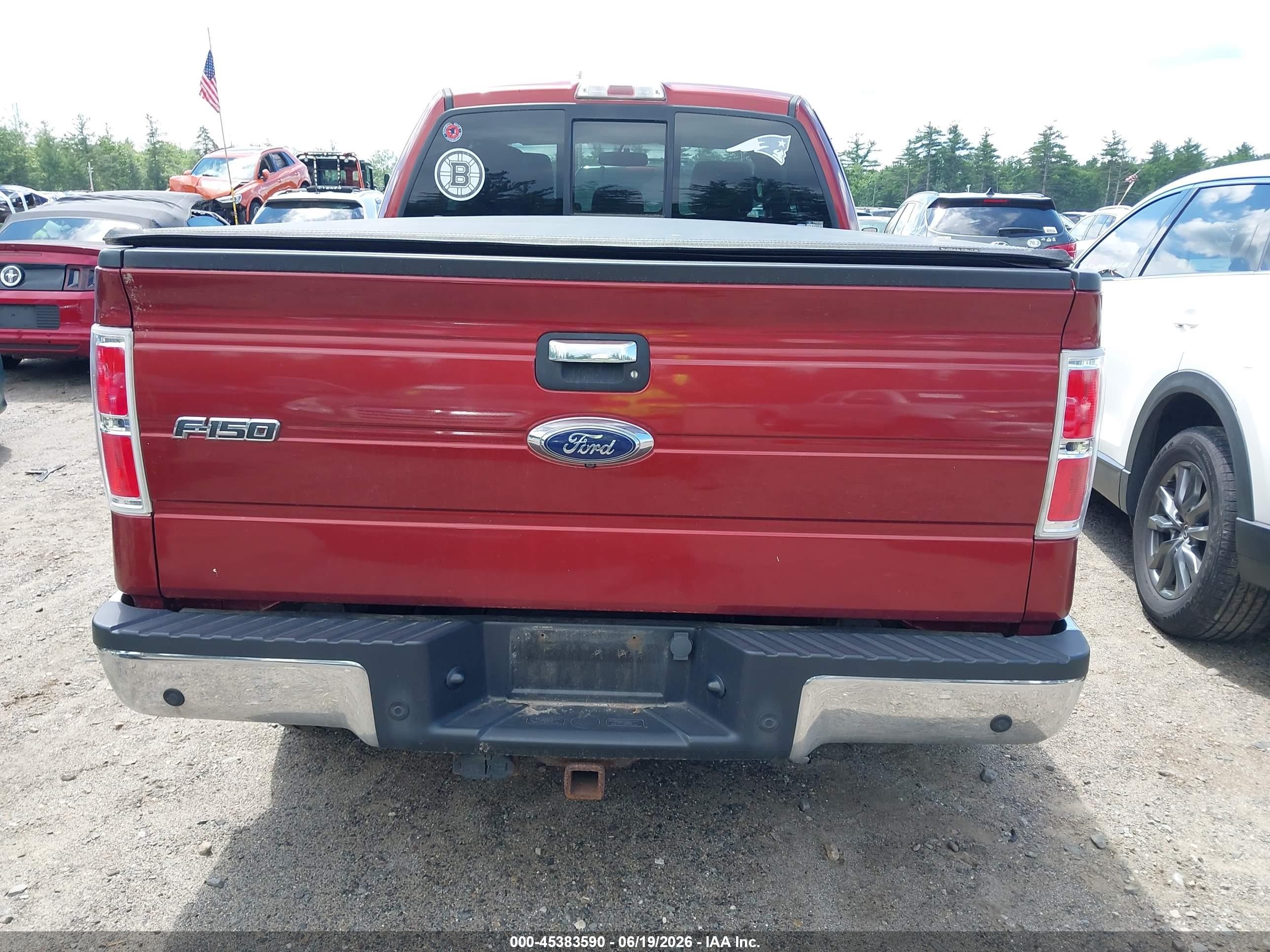 2014 Ford F-150 Xlt Red vin: 1FTFX1ET7EKF13675