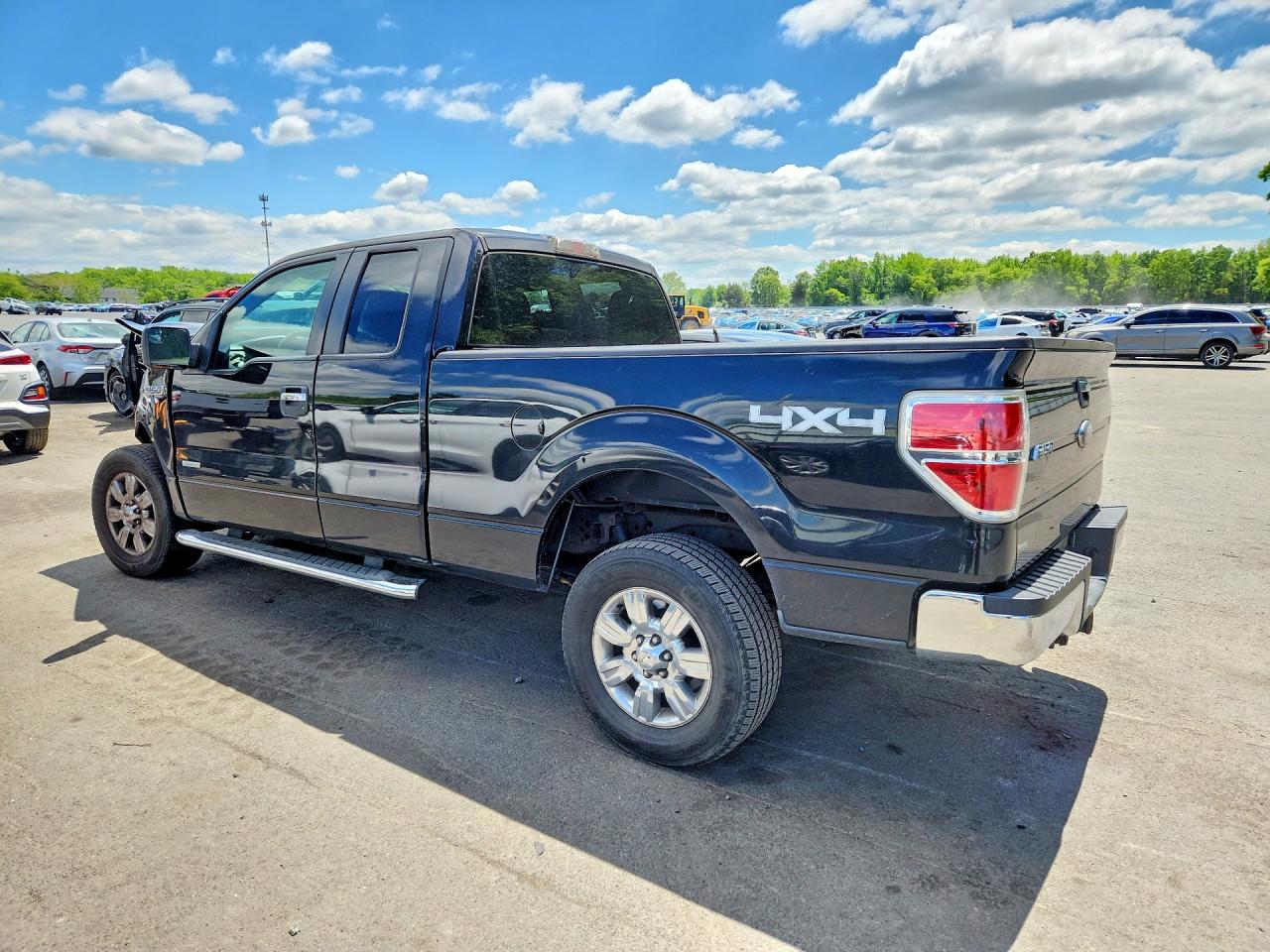 2011 Ford F150 Super Cab Black vin: 1FTFX1ET8BFB62621