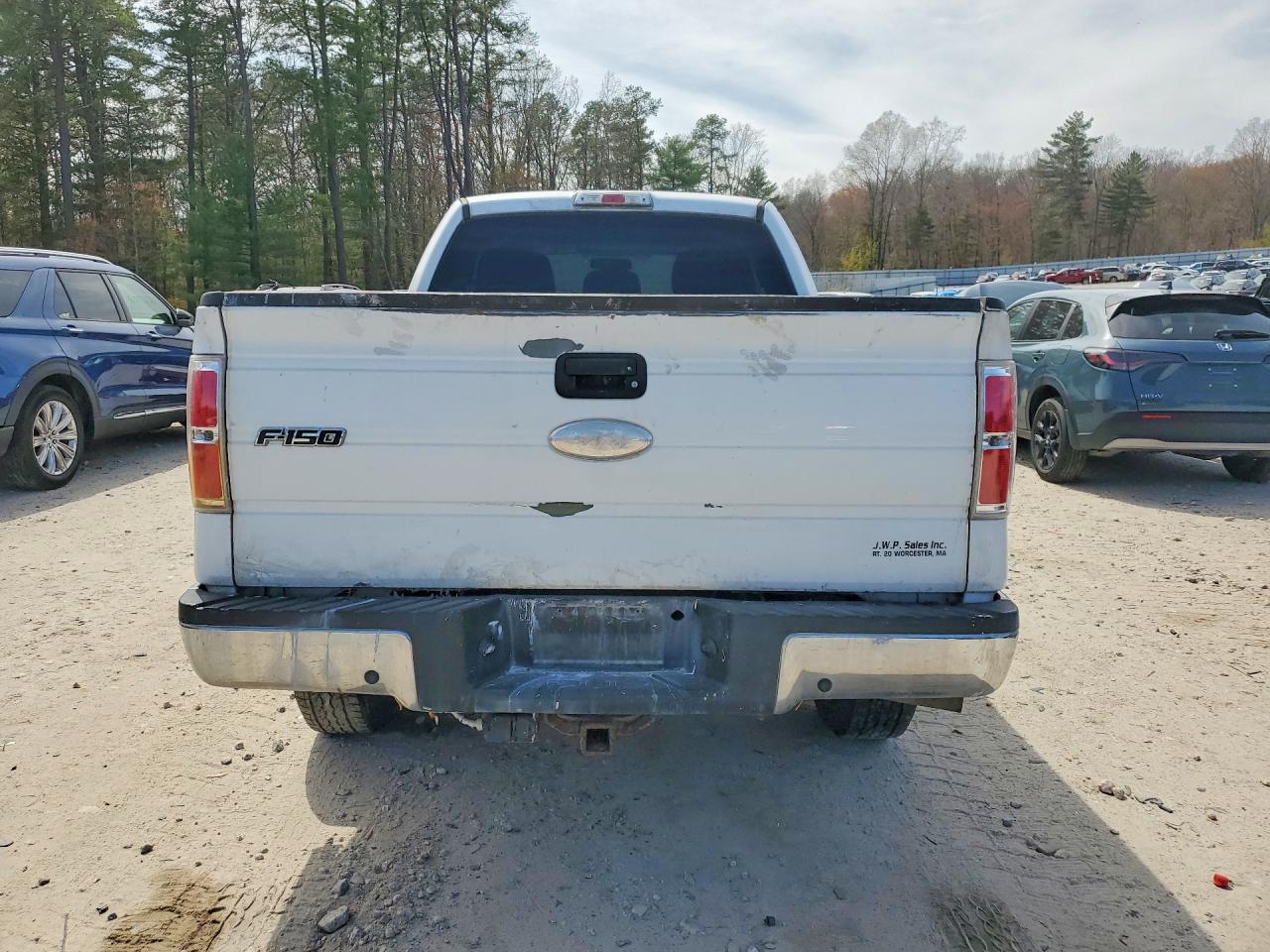 2012 Ford F150 Super Cab White vin: 1FTFX1ET8CKD11618