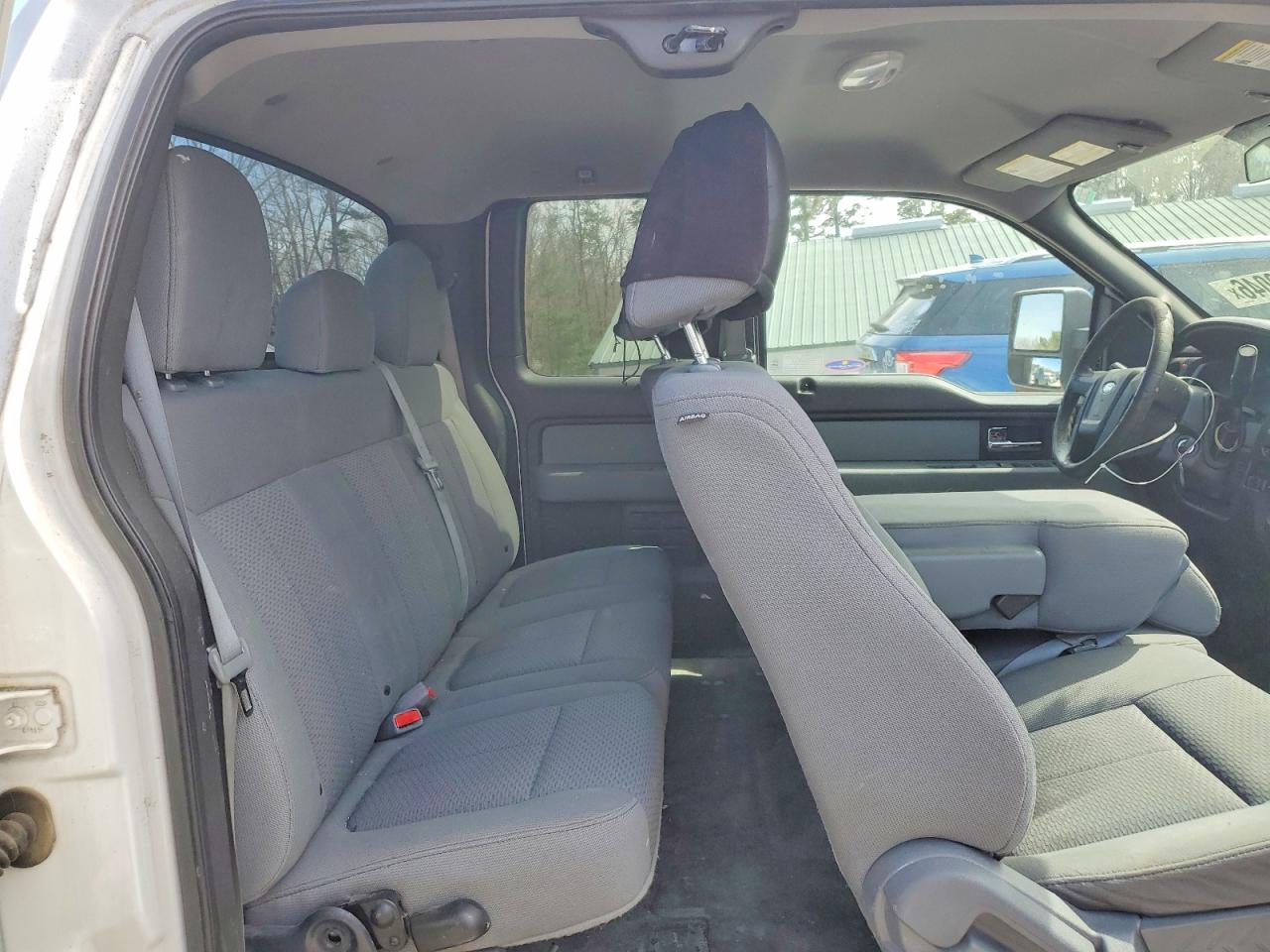 2012 Ford F150 Super Cab White vin: 1FTFX1ET8CKD11618