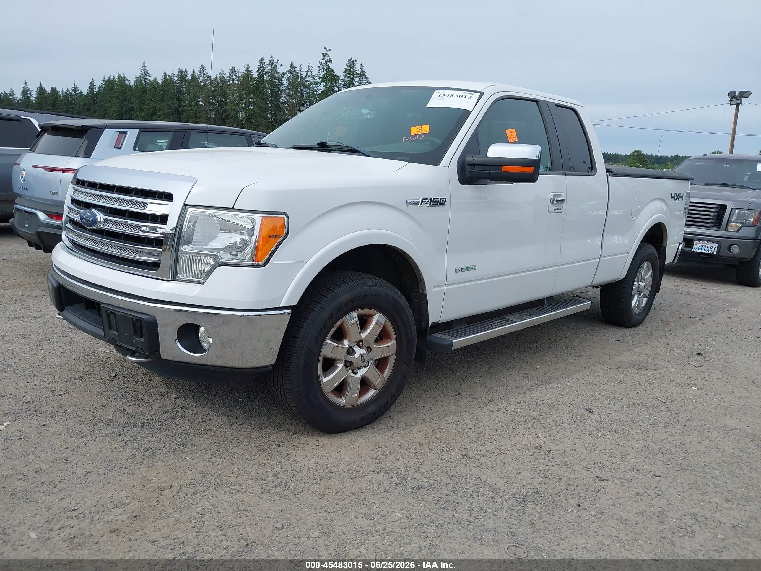 2014 Ford F-150 Lariat White vin: 1FTFX1ET8EFB31938