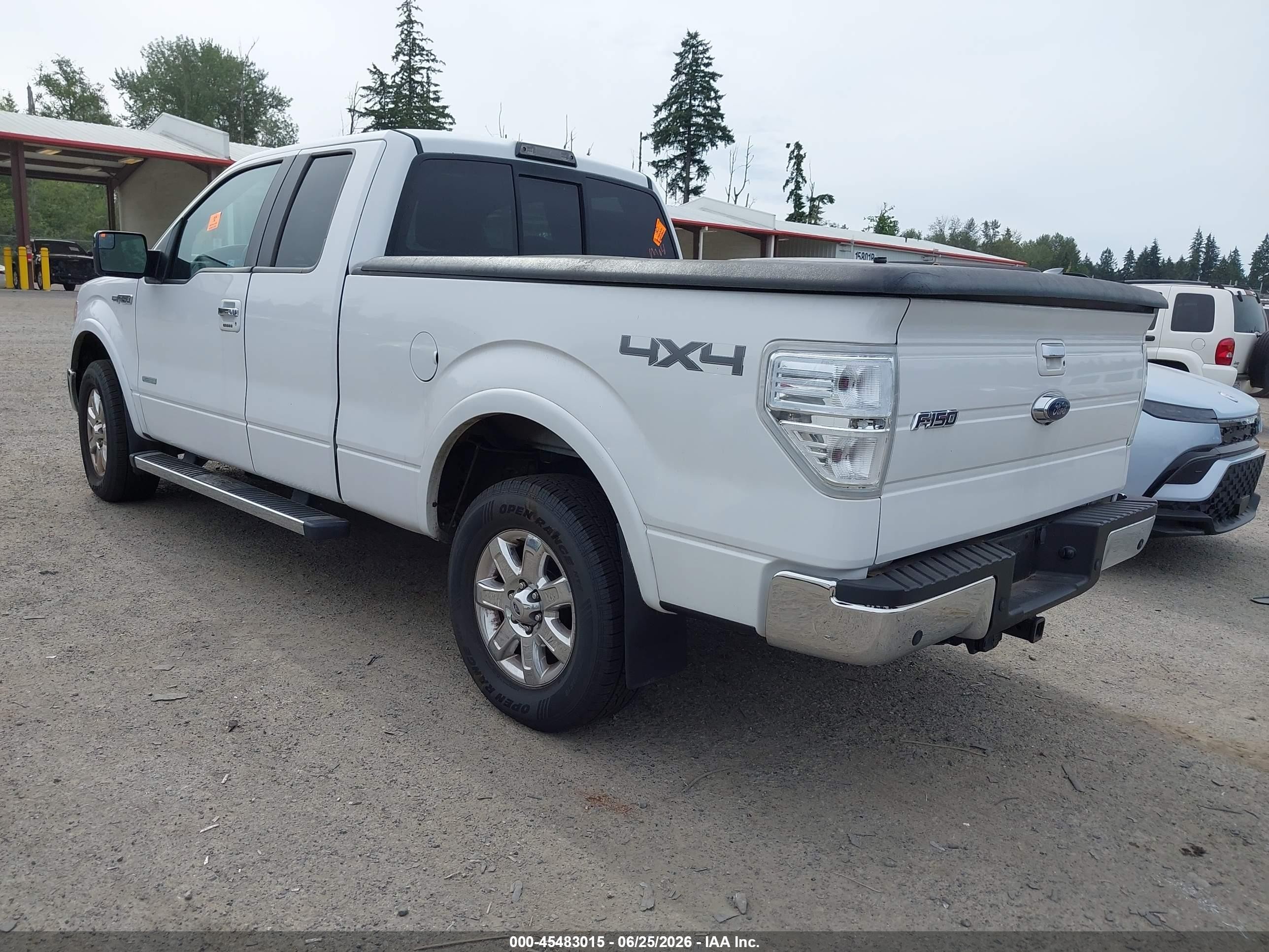 2014 Ford F-150 Lariat White vin: 1FTFX1ET8EFB31938