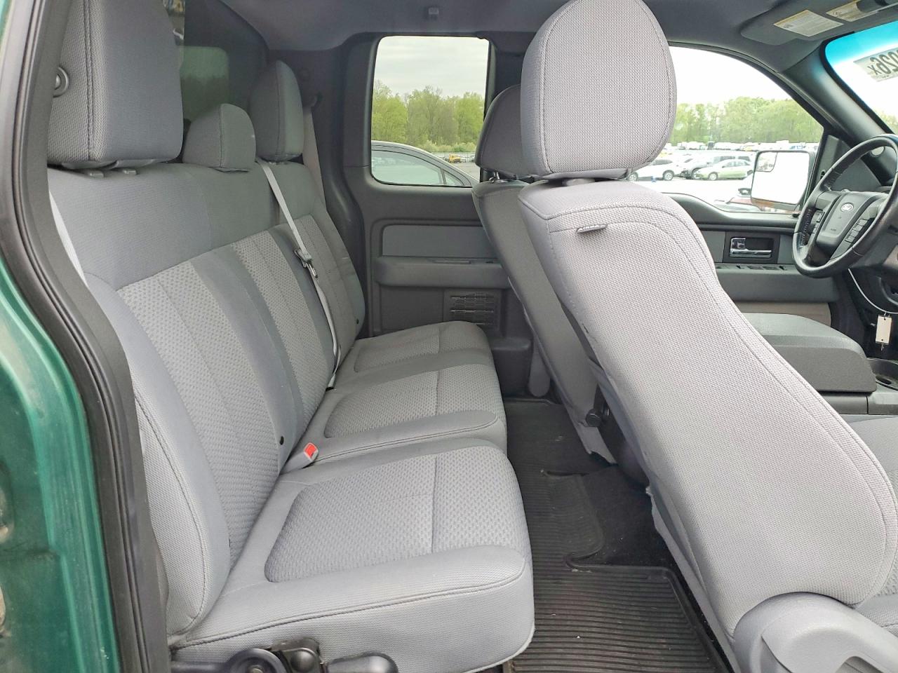2013 Ford F150 Super Cab Green vin: 1FTFX1ET9DFB84727