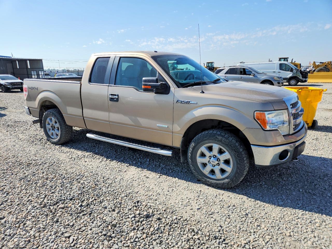 2013 Ford F150 Super Cab Gold vin: 1FTFX1ET9DFB98353