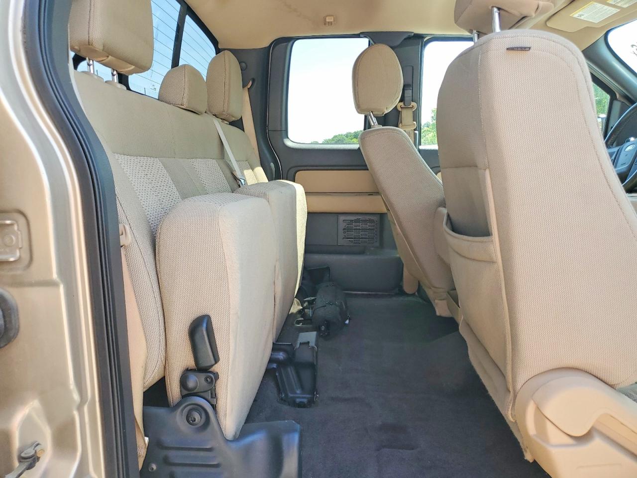 2013 Ford F150 Super Cab Tan vin: 1FTFX1ET9DFC70460