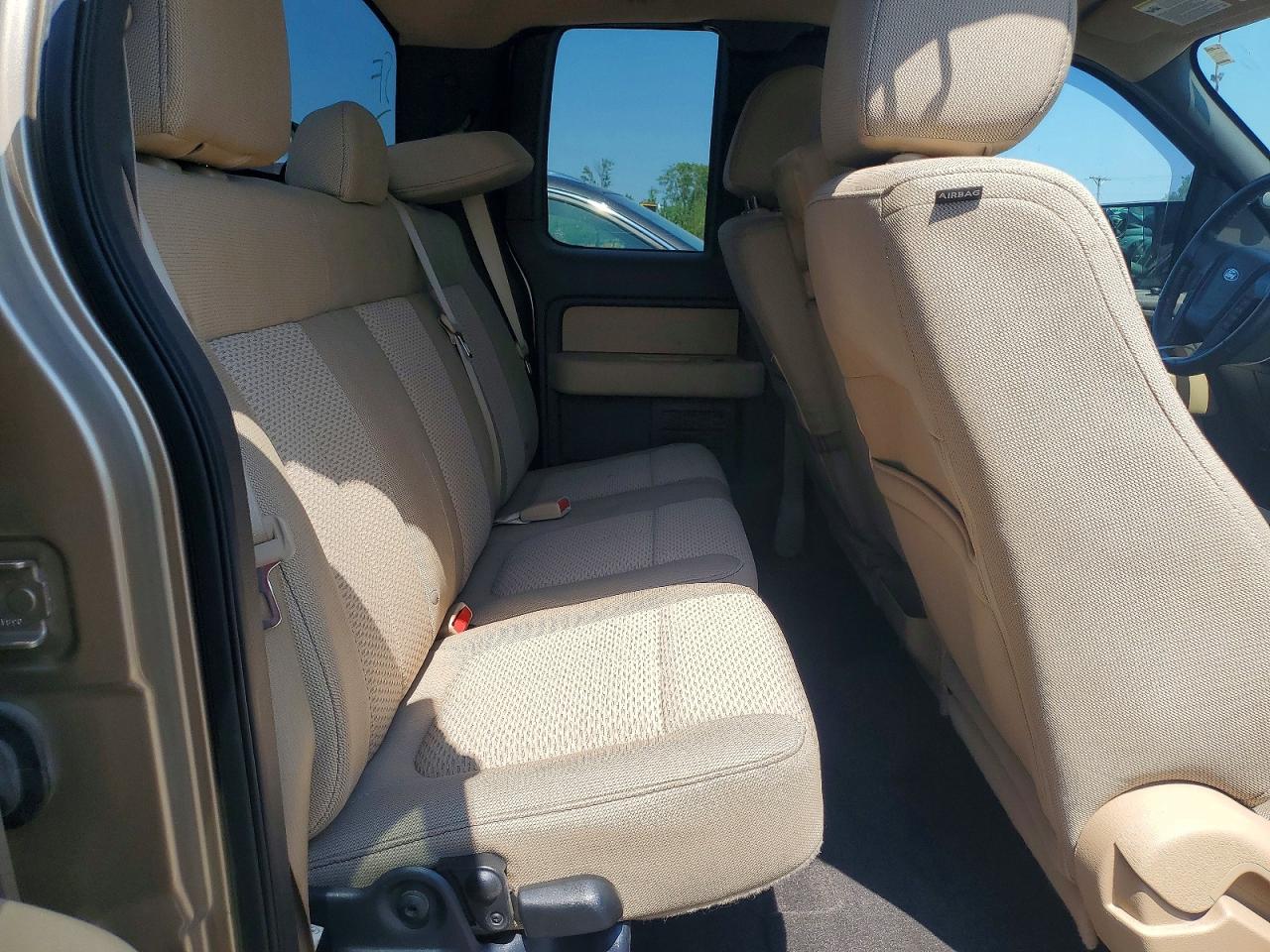 2013 Ford F150 Super Cab Gold vin: 1FTFX1ET9DFD39941