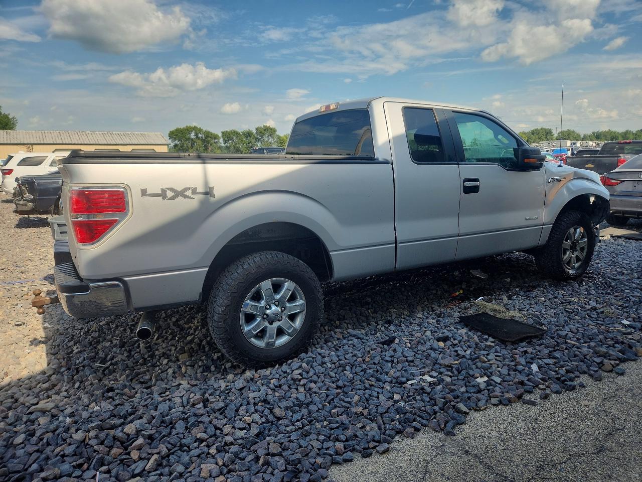 2013 Ford F150 Super Cab Silver vin: 1FTFX1ET9DKG42905