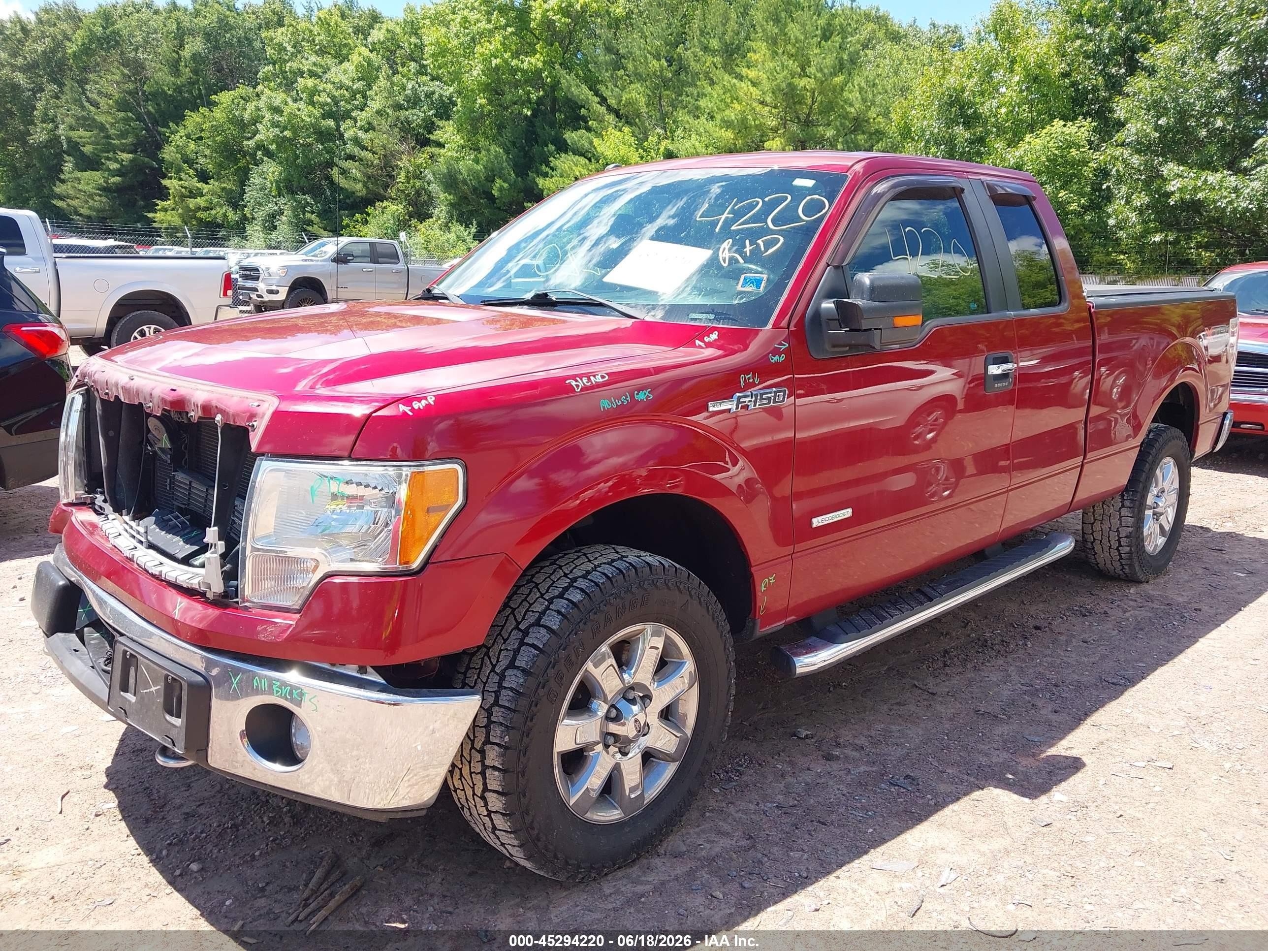 2014 Ford F-150 Xlt Red vin: 1FTFX1ET9EFC46046