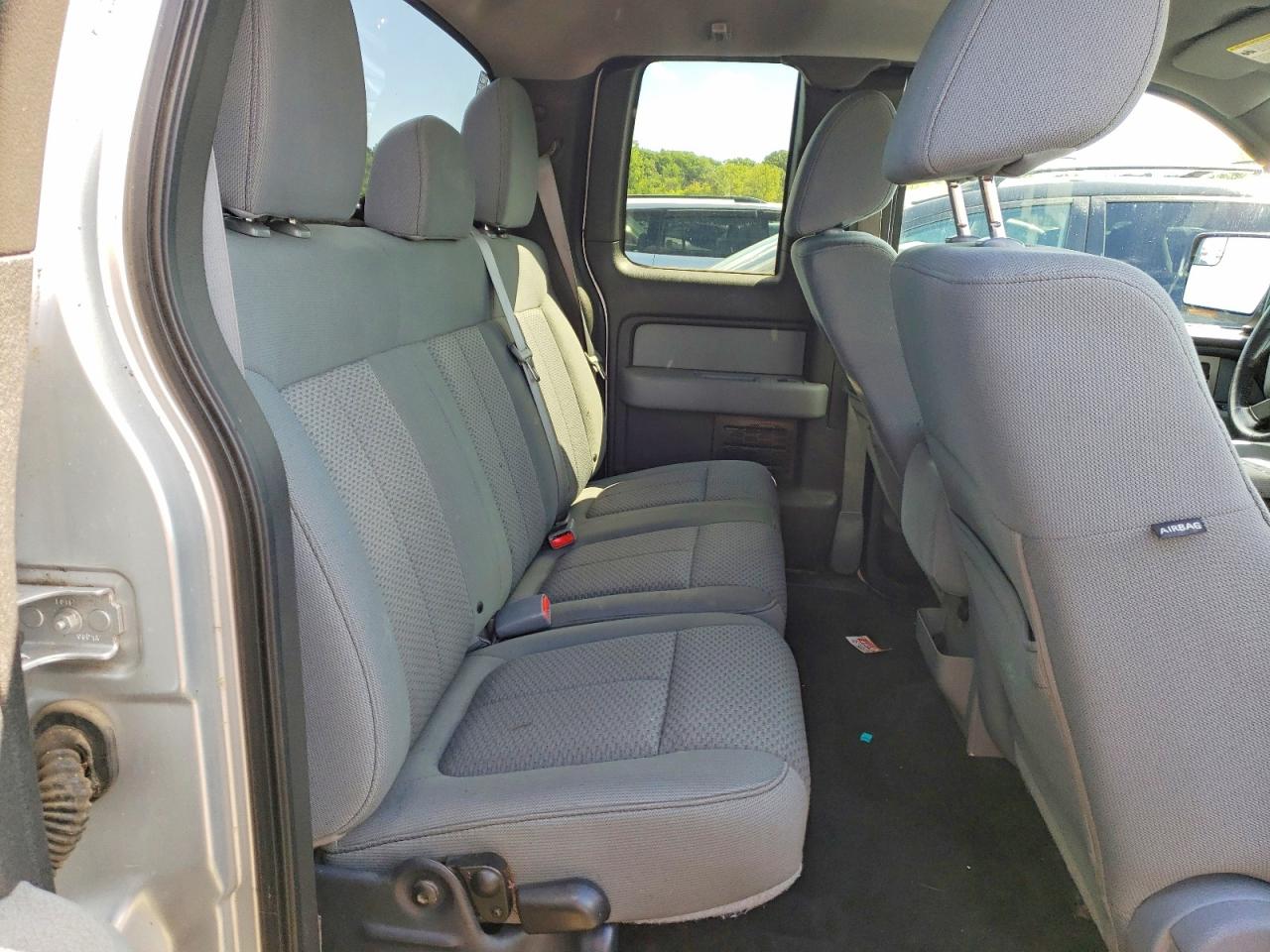 2011 Ford F150 Super Cab Silver vin: 1FTFX1ETXBFA90448