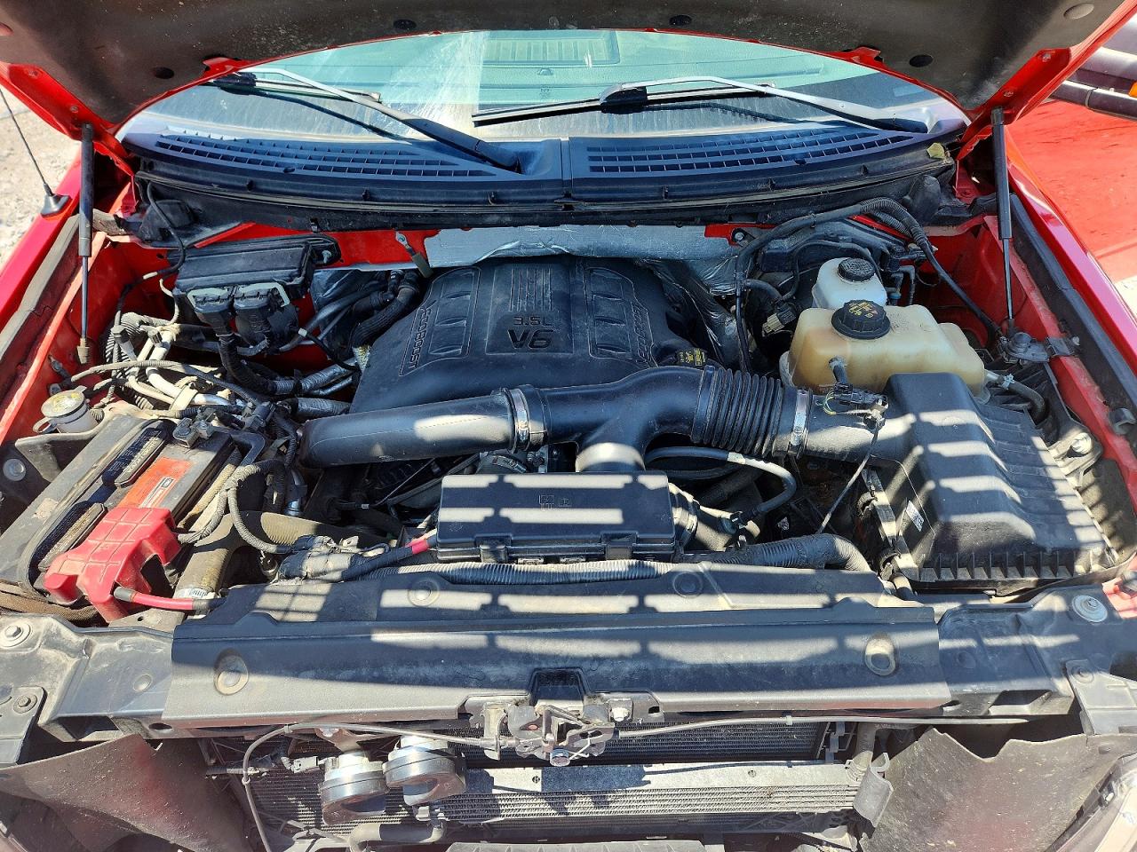 2012 Ford F150 Super Cab Red vin: 1FTFX1ETXCFA37783