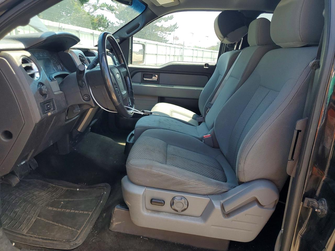 2012 Ford F150 Super Cab Black vin: 1FTFX1ETXCFA82965