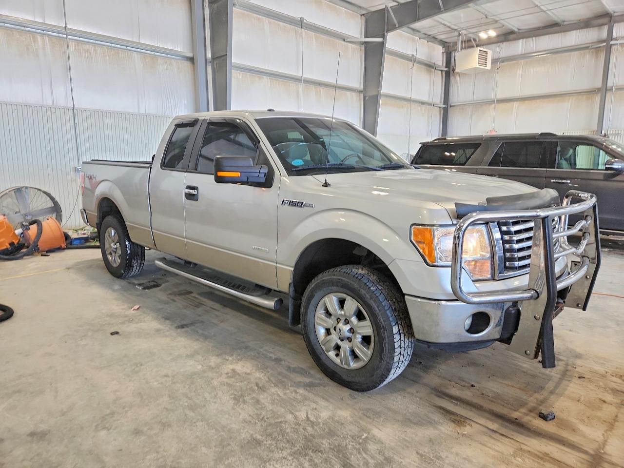 2012 Ford F150 Super Cab Silver vin: 1FTFX1ETXCFC35067
