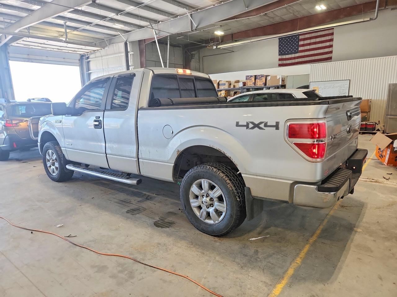 2012 Ford F150 Super Cab Silver vin: 1FTFX1ETXCFC35067