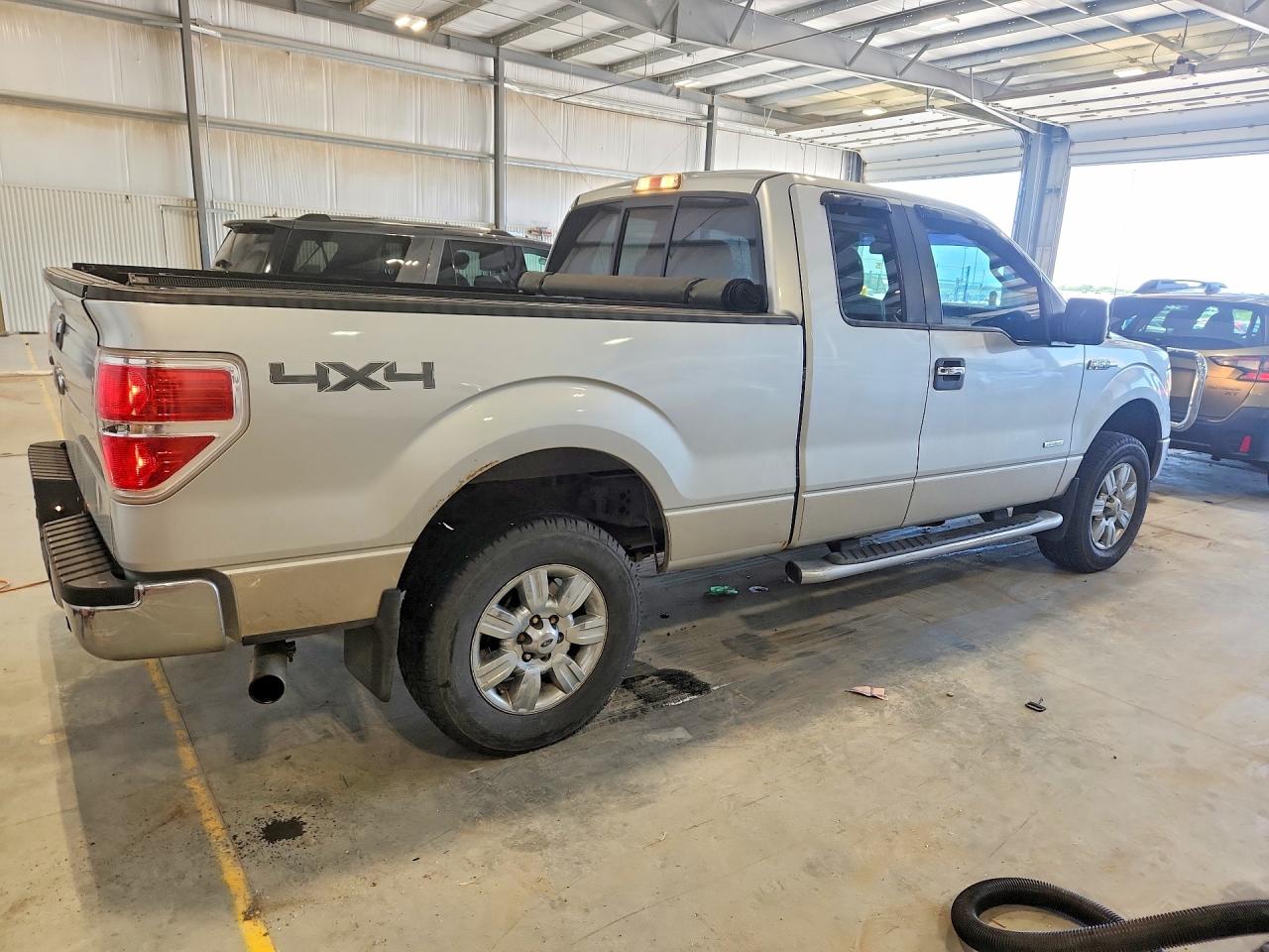 2012 Ford F150 Super Cab Silver vin: 1FTFX1ETXCFC35067